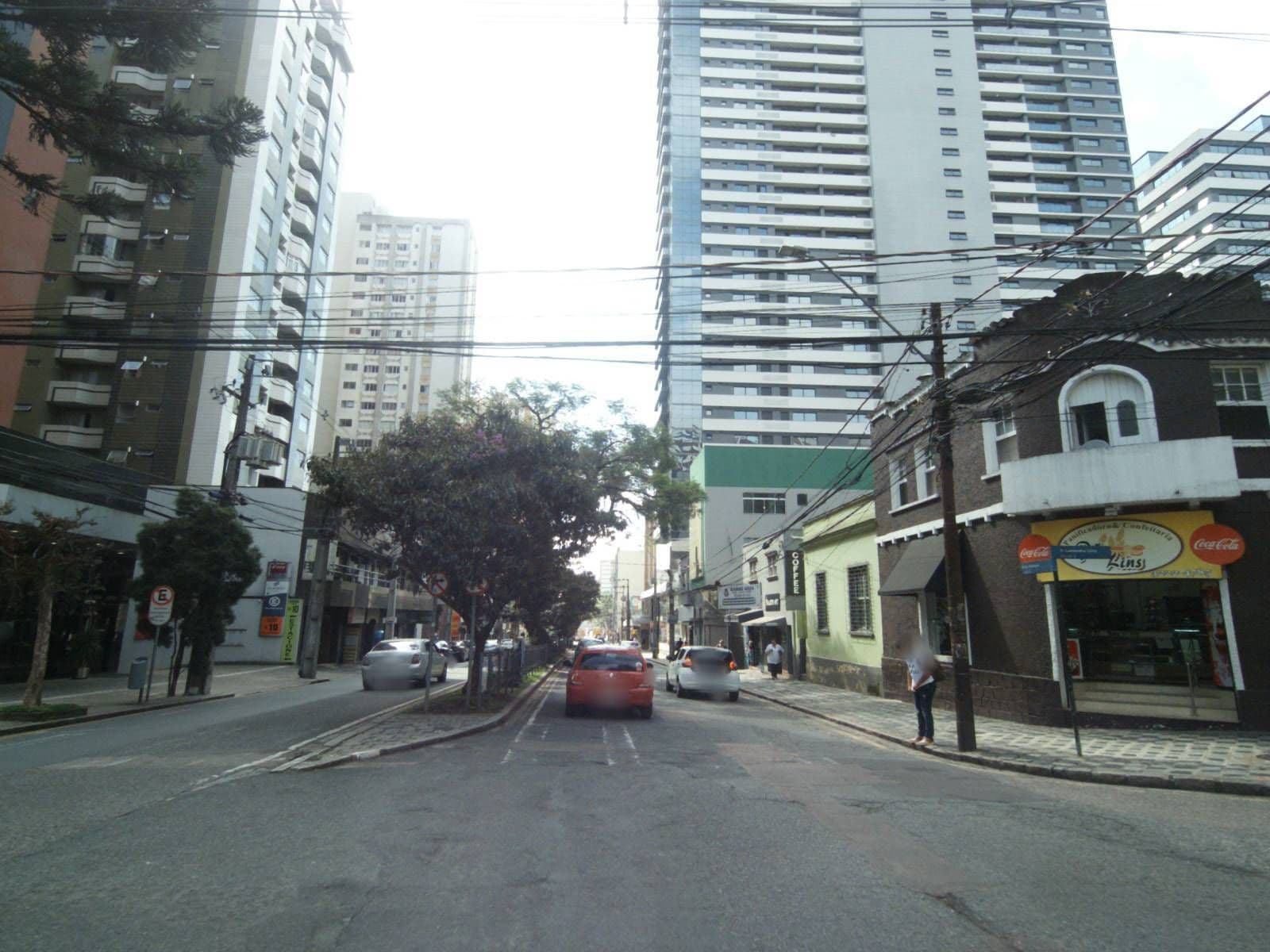 Street view near Café Da Manhã Hotel Slaviero Suites, Curitiba — © projevias (CC BY-SA · Mapillary)