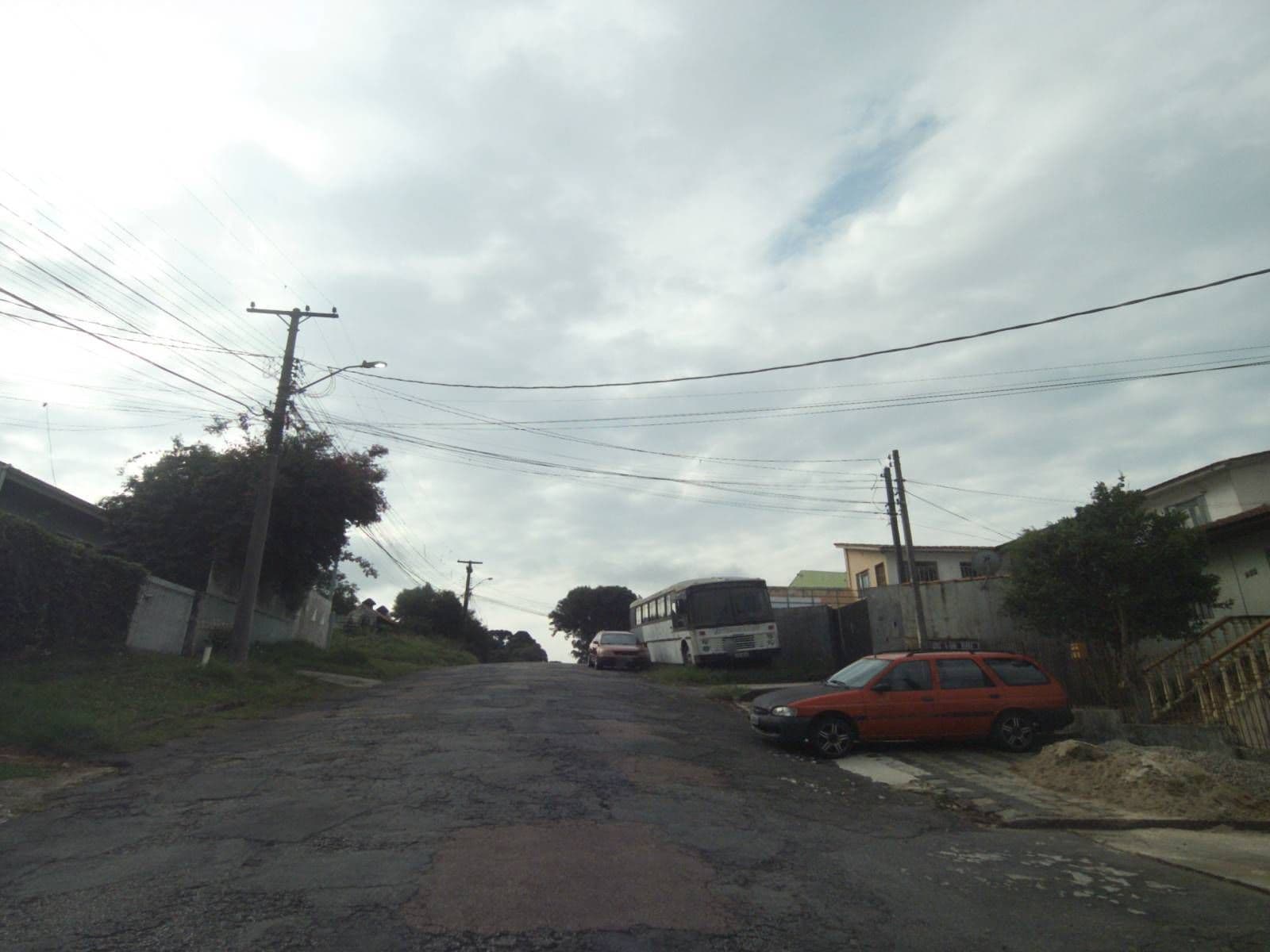 Street view near Oberon Hostel, Curitiba — © projevias (CC BY-SA · Mapillary)