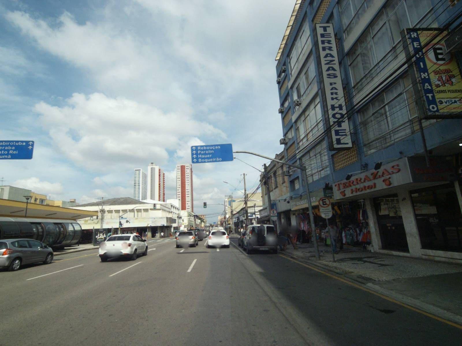 Street view near Terrazas Park Hotel, Curitiba — © projevias (CC BY-SA · Mapillary)