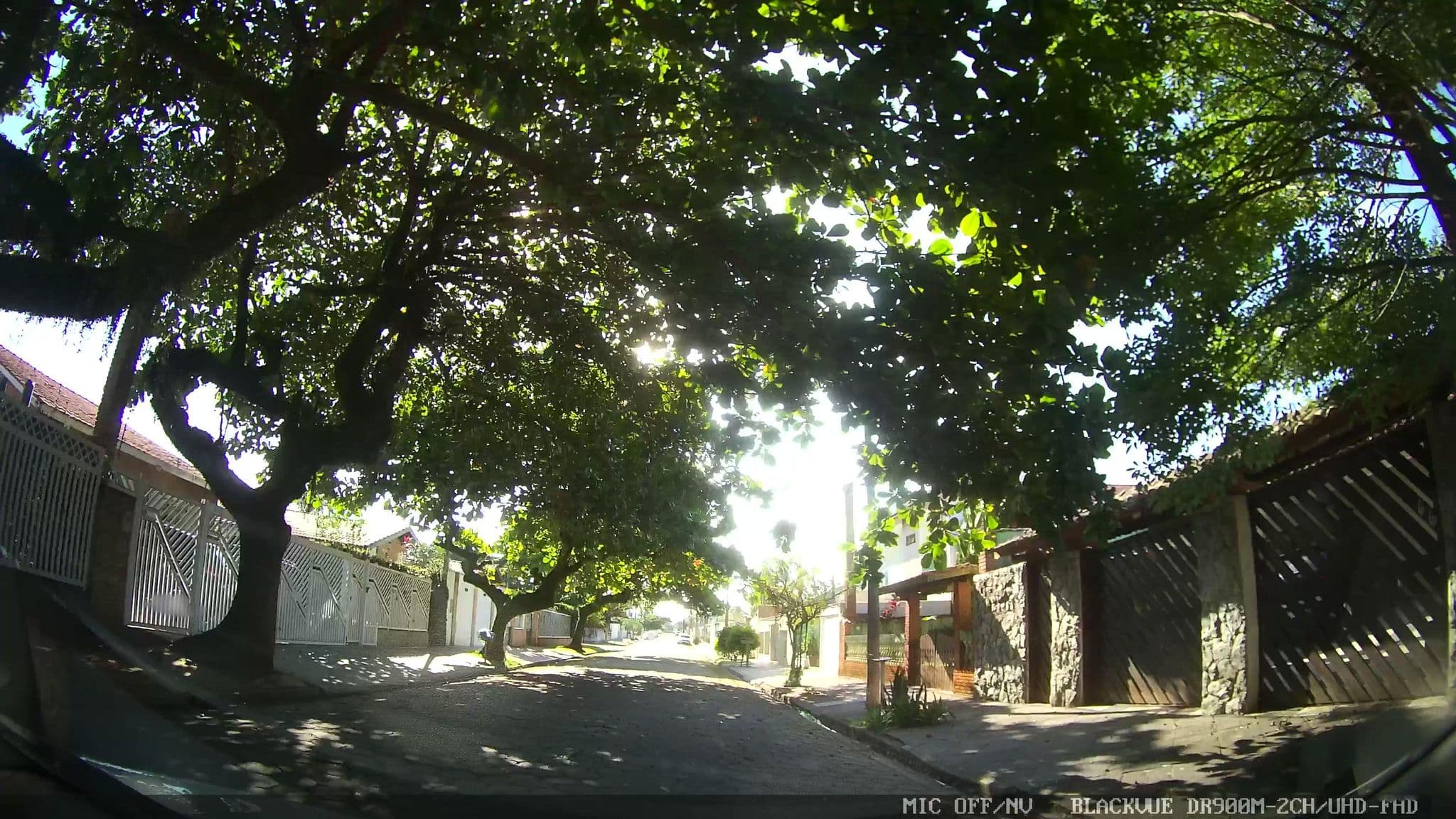 Street view near Hotel Água Azul, Peruíbe — © marciosampaio (CC BY-SA · Mapillary)