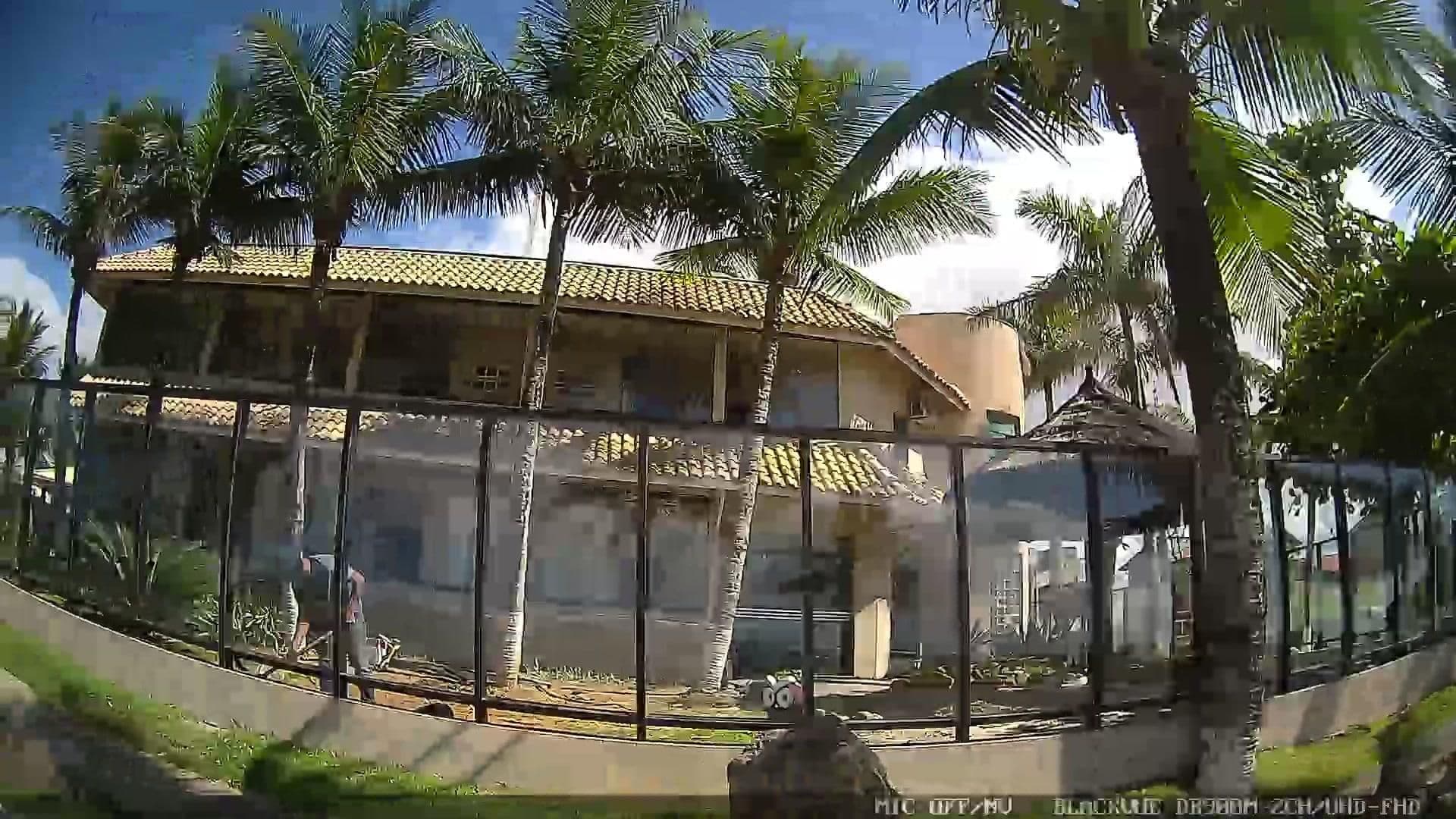 Street view near Posada Vitoria praia, Peruíbe — © yaf1 (CC BY-SA · Mapillary)