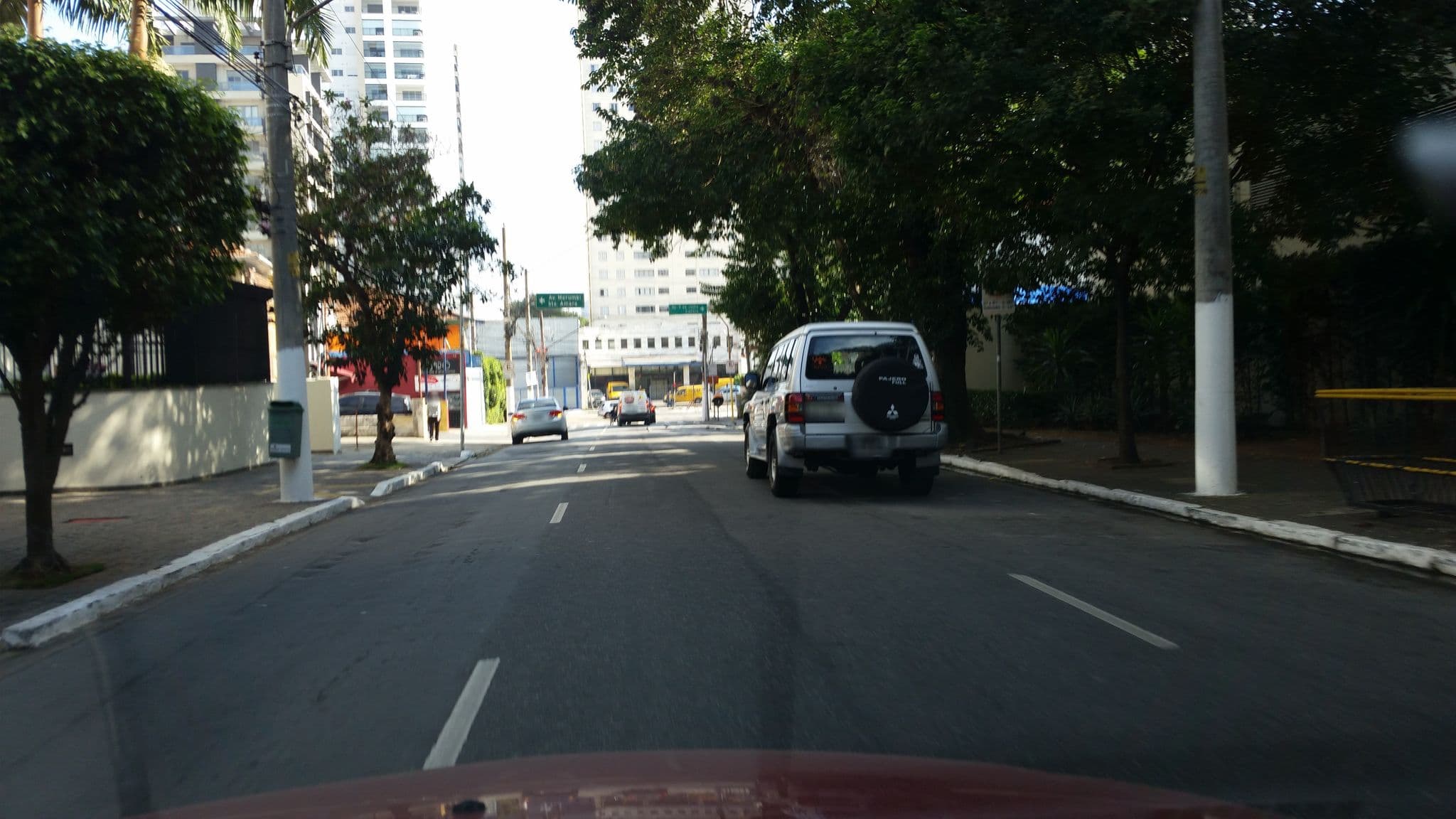 Street view near Hotel Itauna, Campo Belo — © guilherme_peev (CC BY-SA · Mapillary)