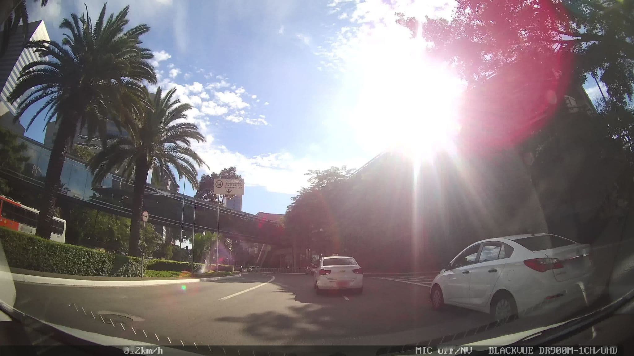Street view near things to do in Central-America, Santo Amaro — © kaart_2 (CC BY-SA · Mapillary)