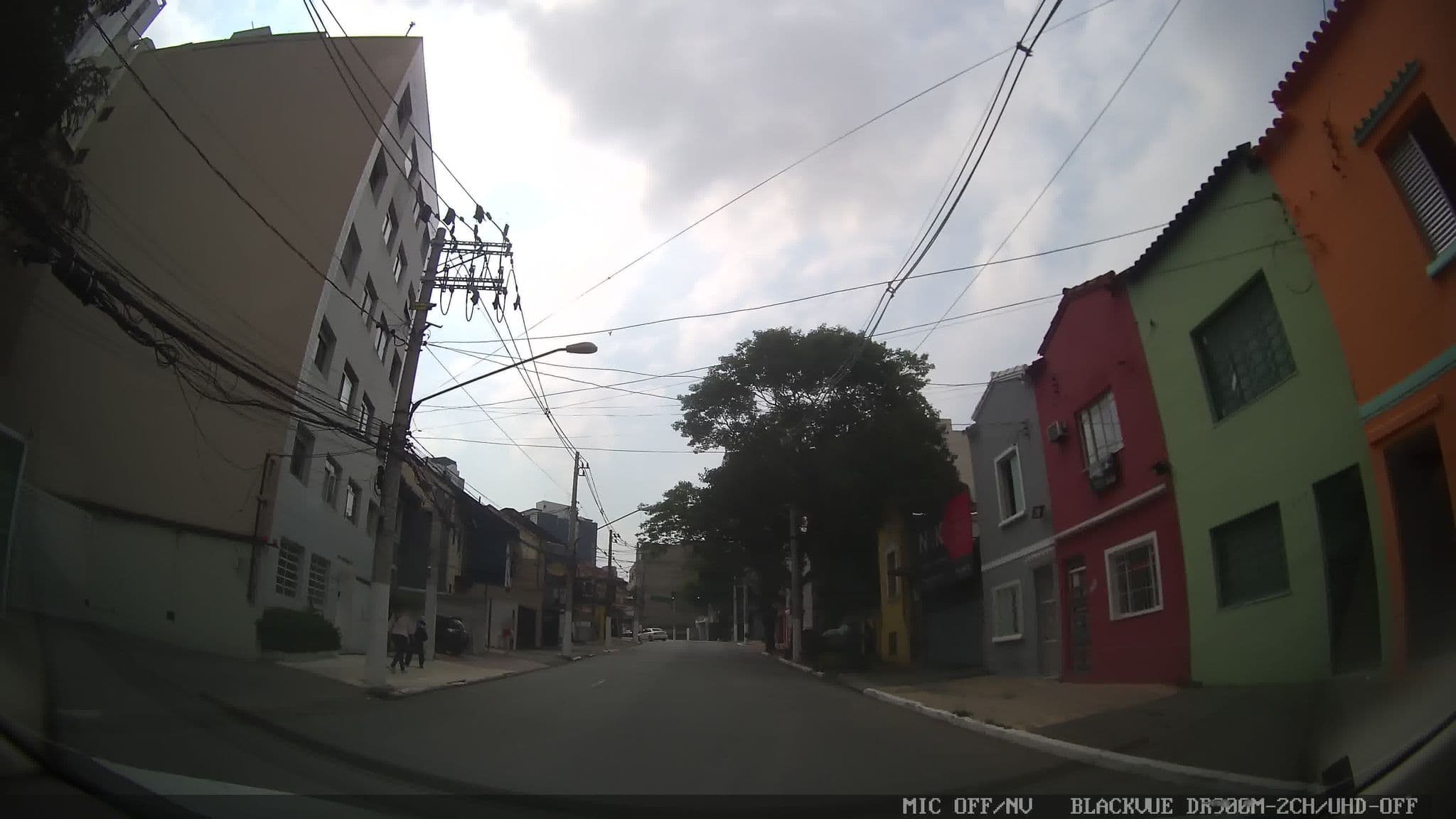 Street view near Que Tal Hostel e Arte, Vila Mariana — © marciosampaio (CC BY-SA · Mapillary)
