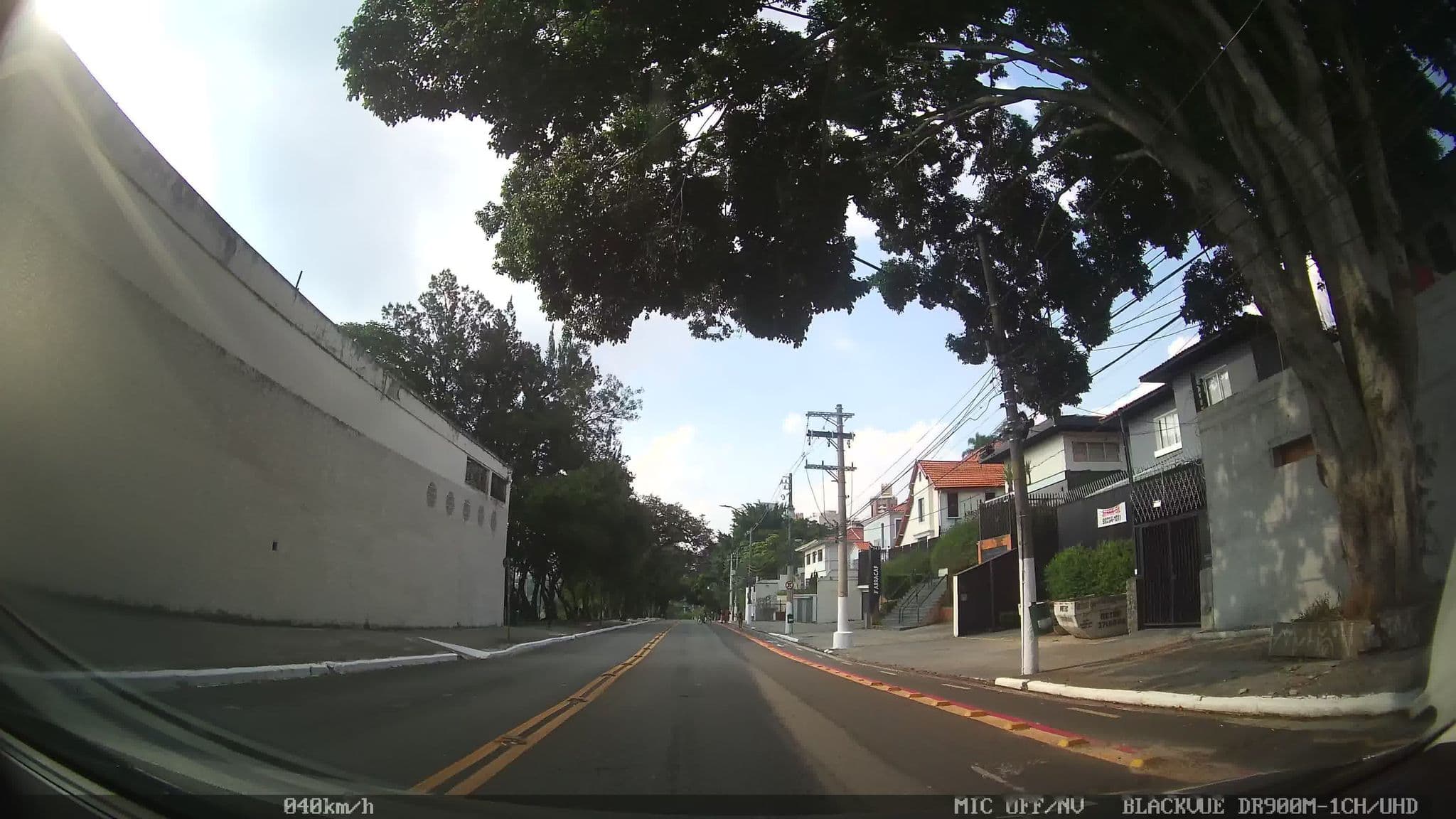 Street view near Fábio Sá Moreira de Oliveira Me, Consolação — © kaart_2 (CC BY-SA · Mapillary)