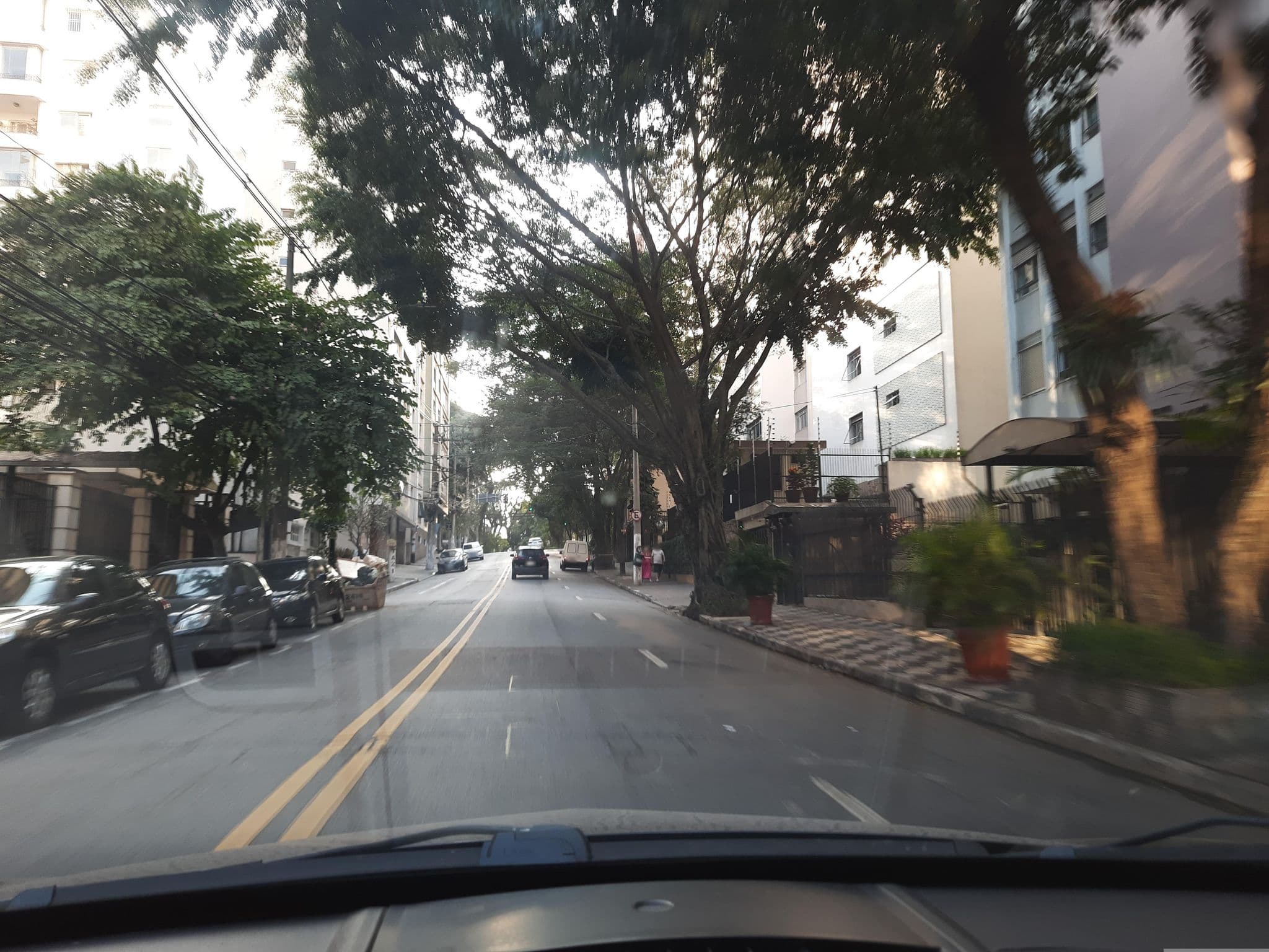 Street view near London Class Suítes, Paraíso — © alemenezes (CC BY-SA · Mapillary)