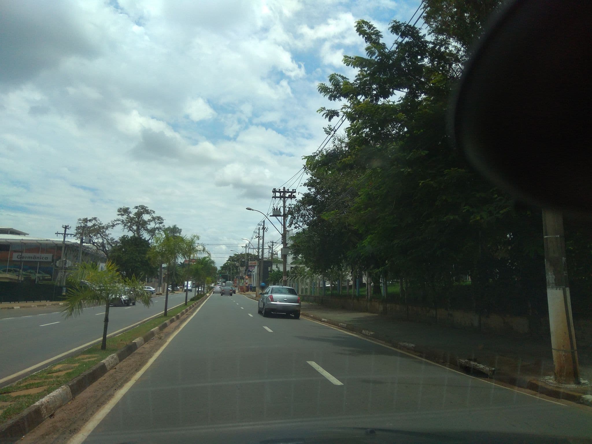 Street view near Piscina, Campinas — © thiago (CC BY-SA · Mapillary)