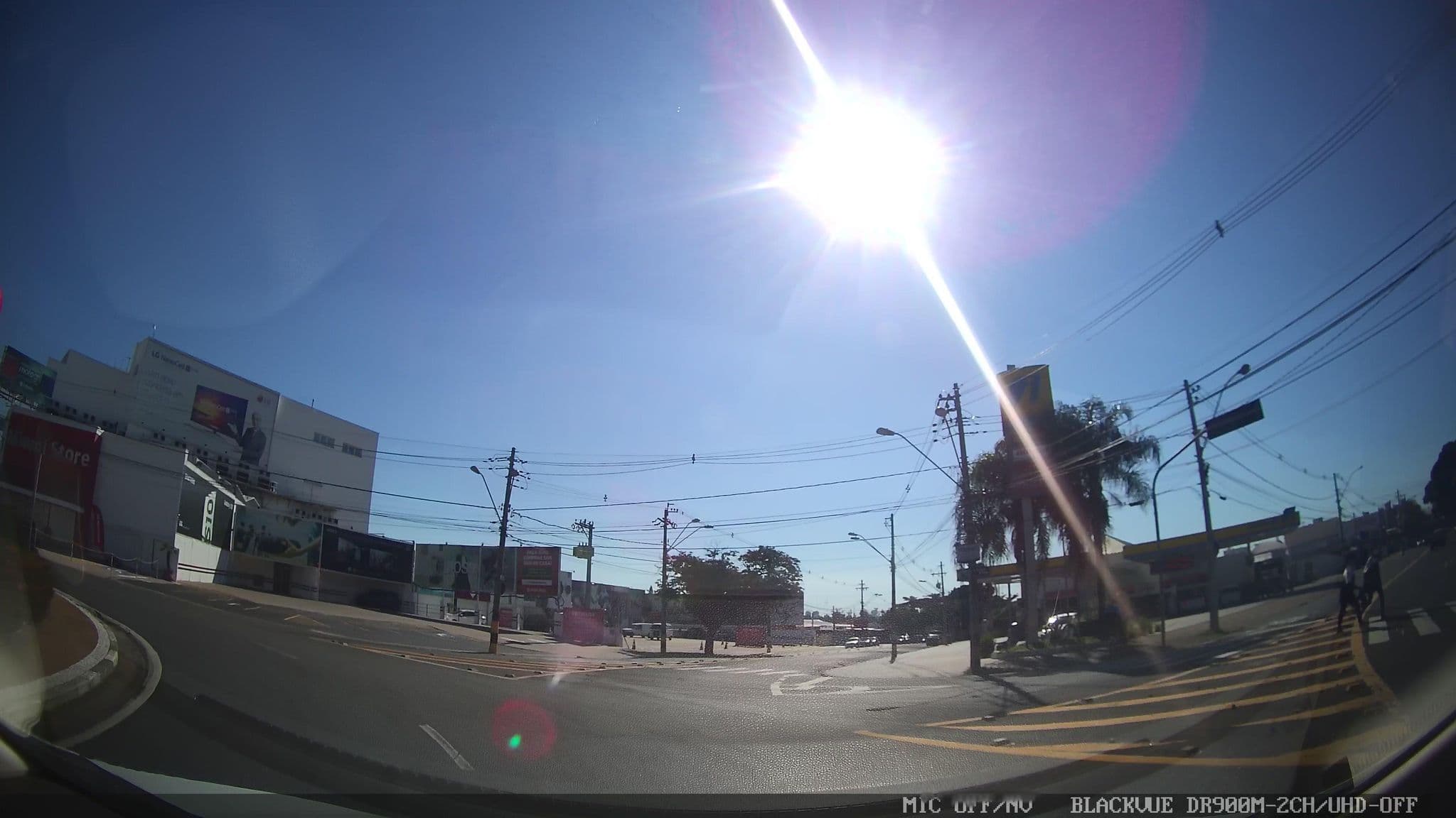 Street view near Mercure Hotel Campinas, Campinas — © marciosampaio (CC BY-SA · Mapillary)