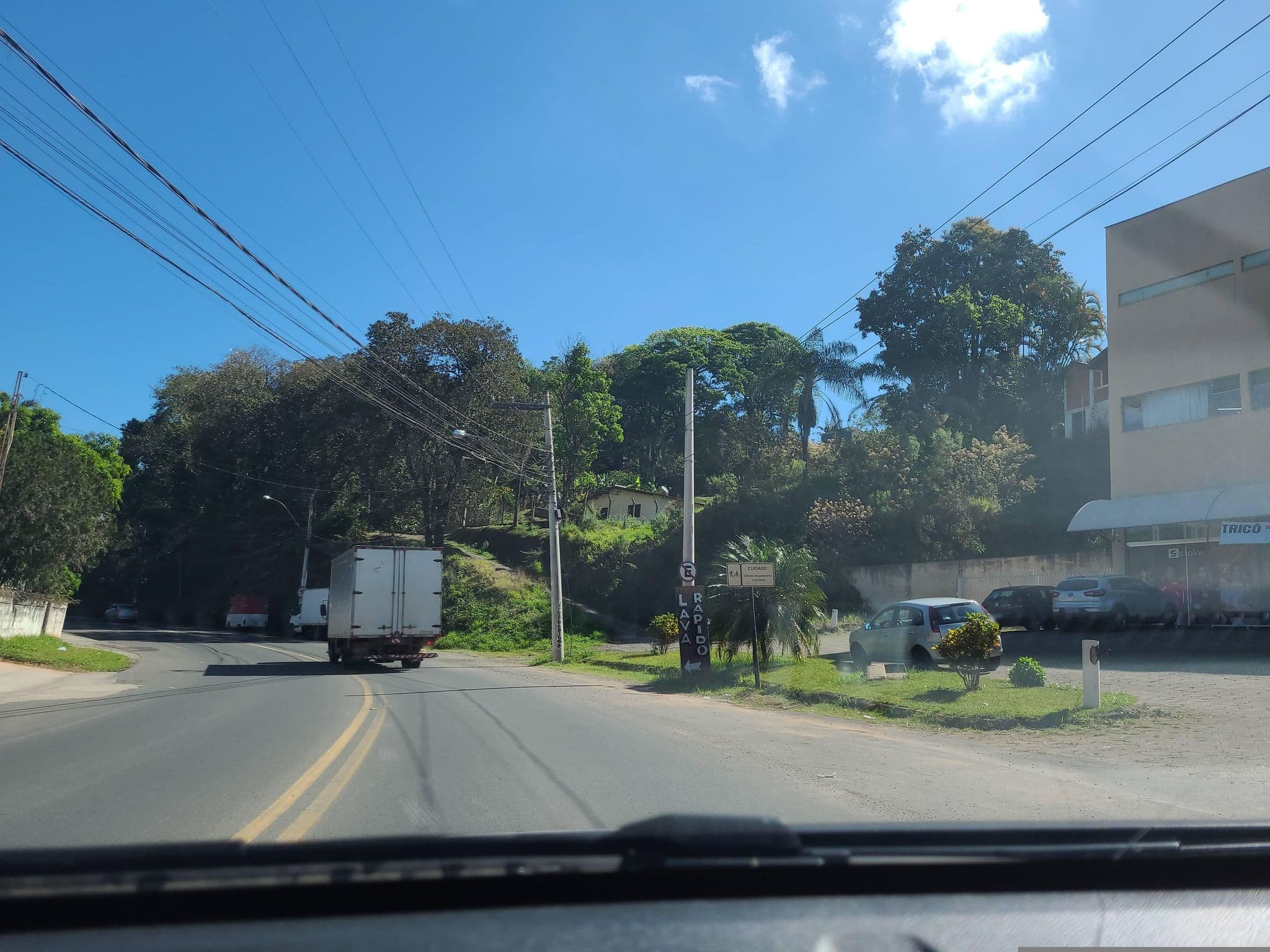 Street view near Pousada Appaloosa, Águas de Lindóia — © pcioni (CC BY-SA · Mapillary)