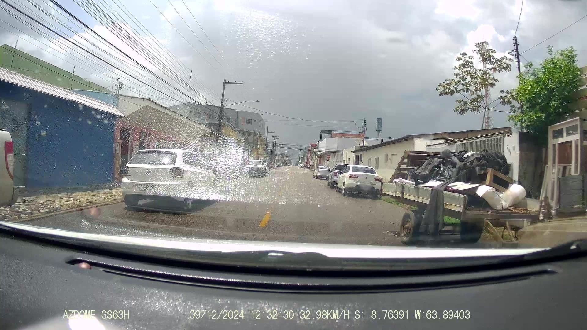 Street view near Porto Hotel, Porto Velho — © jaderbavaresco (CC BY-SA · Mapillary)