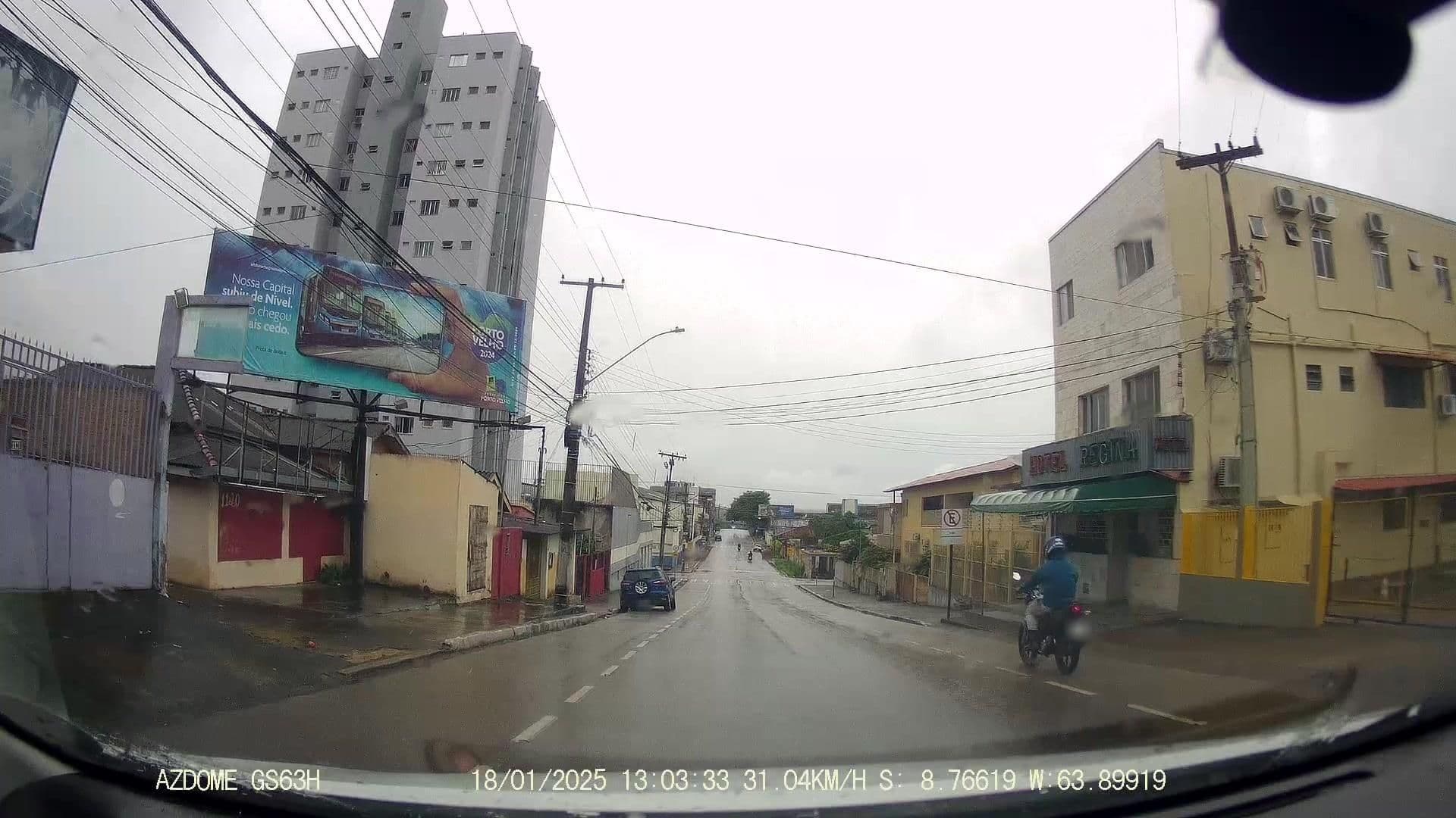 Street view near Hotel Regina, Porto Velho — © jaderbavaresco (CC BY-SA · Mapillary)