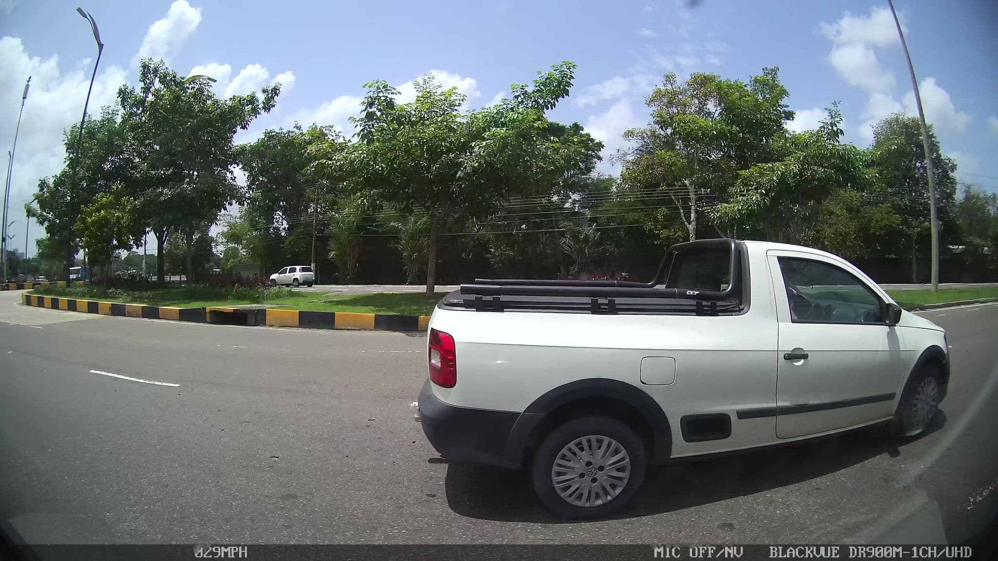 Street view near Salão Nobre Tropical Hotel, Manaus — © kaart_1 (CC BY-SA · Mapillary)