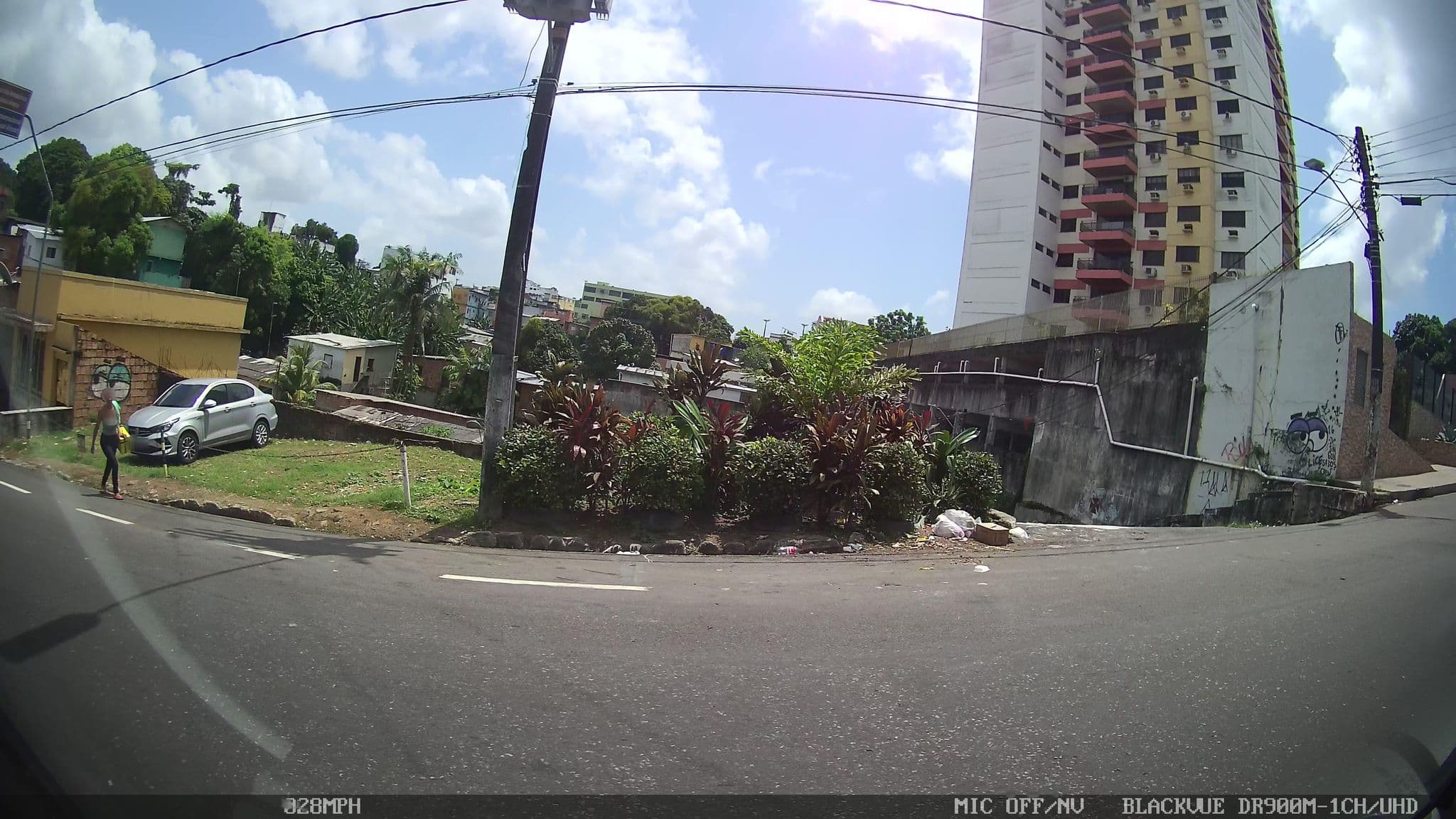 Street view near Hotel Mônaco, Manaus — © kaart_1 (CC BY-SA · Mapillary)