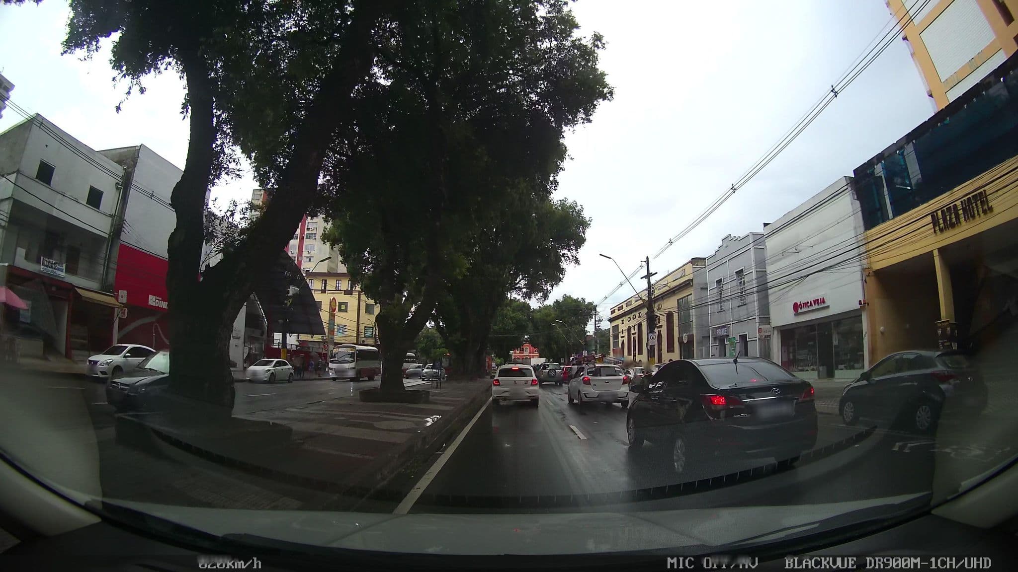Street view near Plaza Hotel, Manaus — © kafri (CC BY-SA · Mapillary)