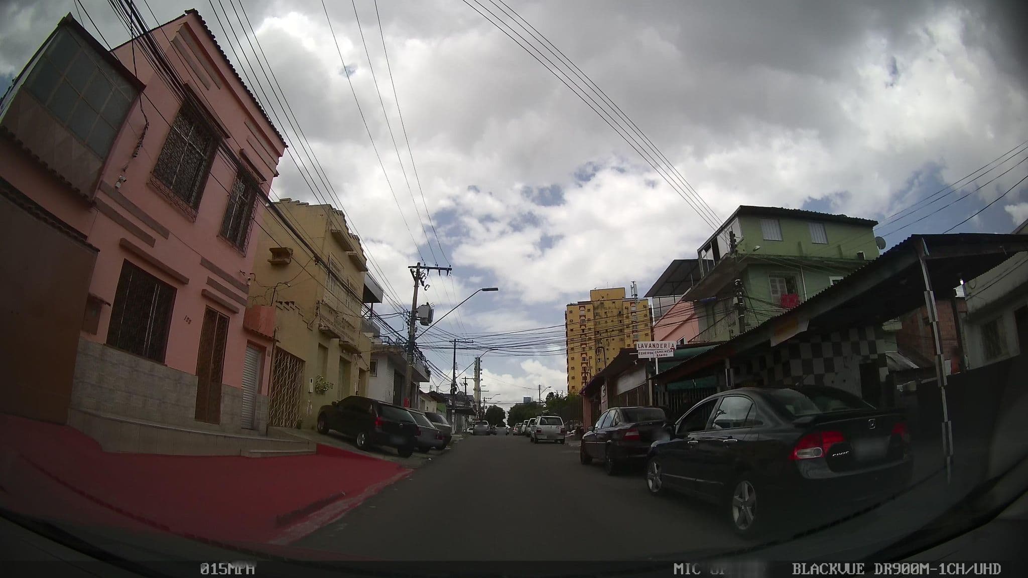 Street view near Casa Verde Hostel, Manaus — © kaart_1 (CC BY-SA · Mapillary)
