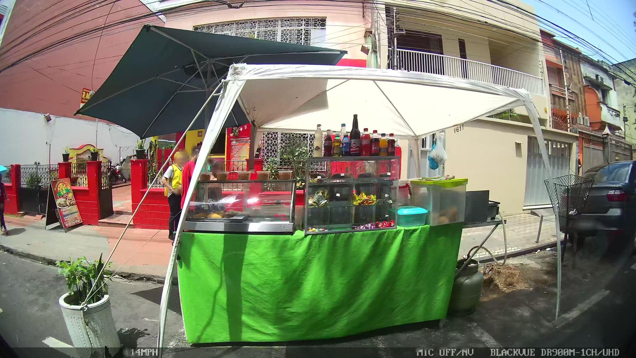 Street view near amazon adventure hostel, Manaus — © kaart_1 (CC BY-SA · Mapillary)
