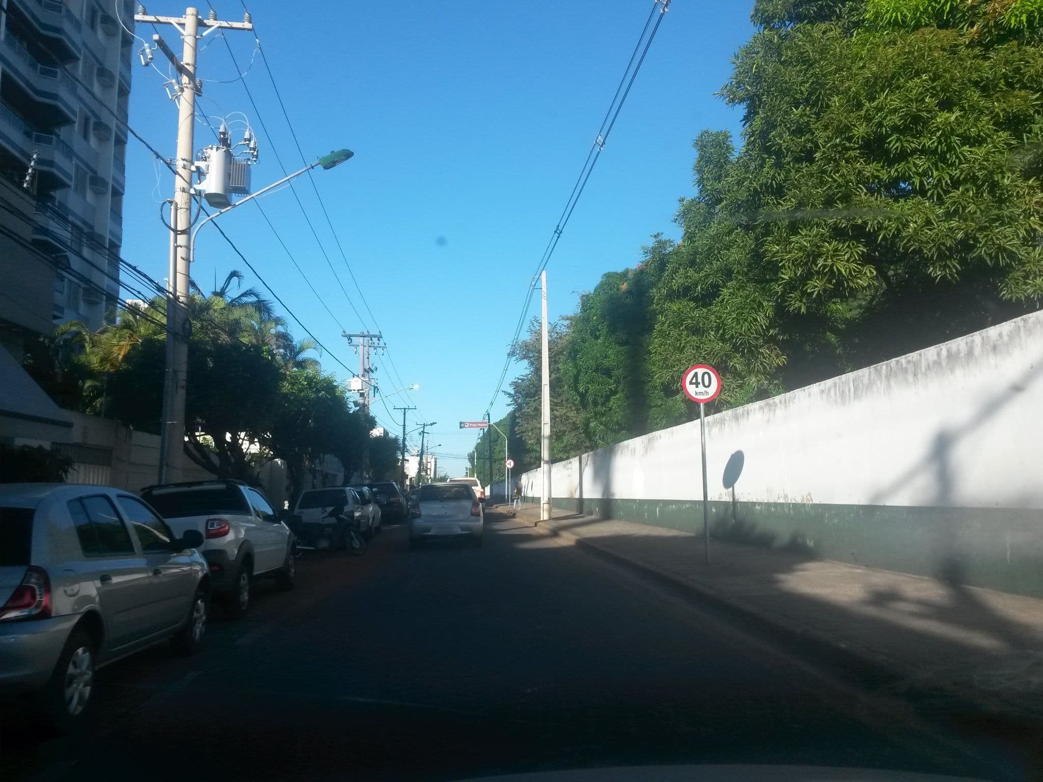 Street view near Aerovip Hotel, Cuiabá — © thiagoeriksson (CC BY-SA · Mapillary)