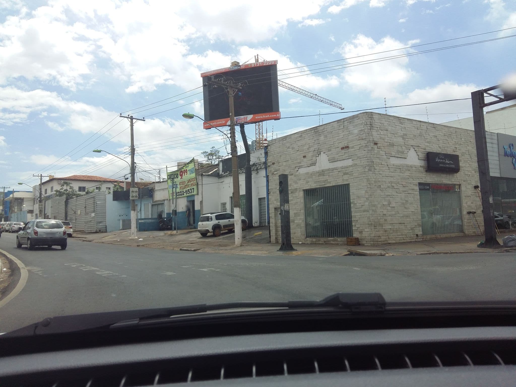 Street view near Asas Palace Hotel, Cuiabá — © thiagoeriksson (CC BY-SA · Mapillary)