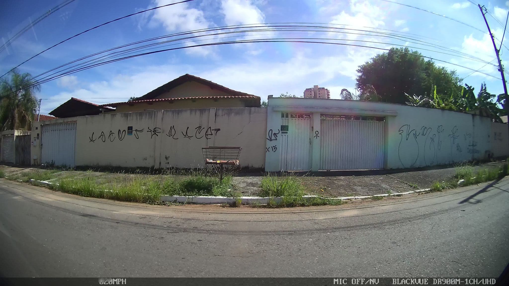 Street view near Hotel Dielio Jardim Setor Bueno Avenida T3, Goiânia — © kaart_4 (CC BY-SA · Mapillary)
