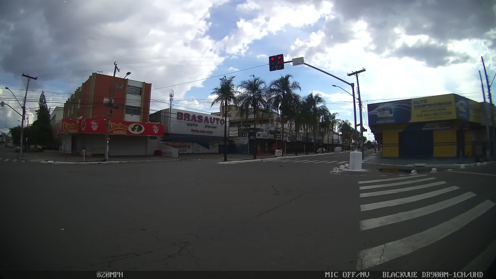 Street view near hotel parana, Goiânia — © kaart_4 (CC BY-SA · Mapillary)