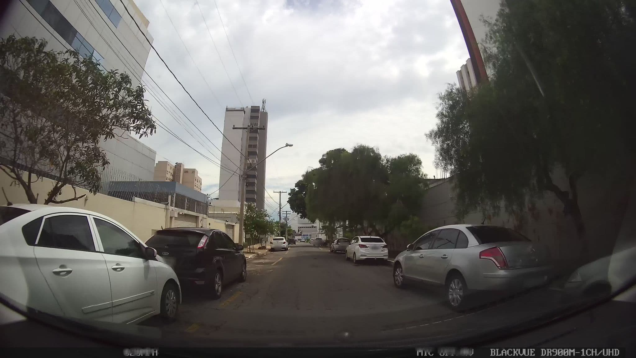 Street view near room 1109, Goiânia — © kaart_4 (CC BY-SA · Mapillary)