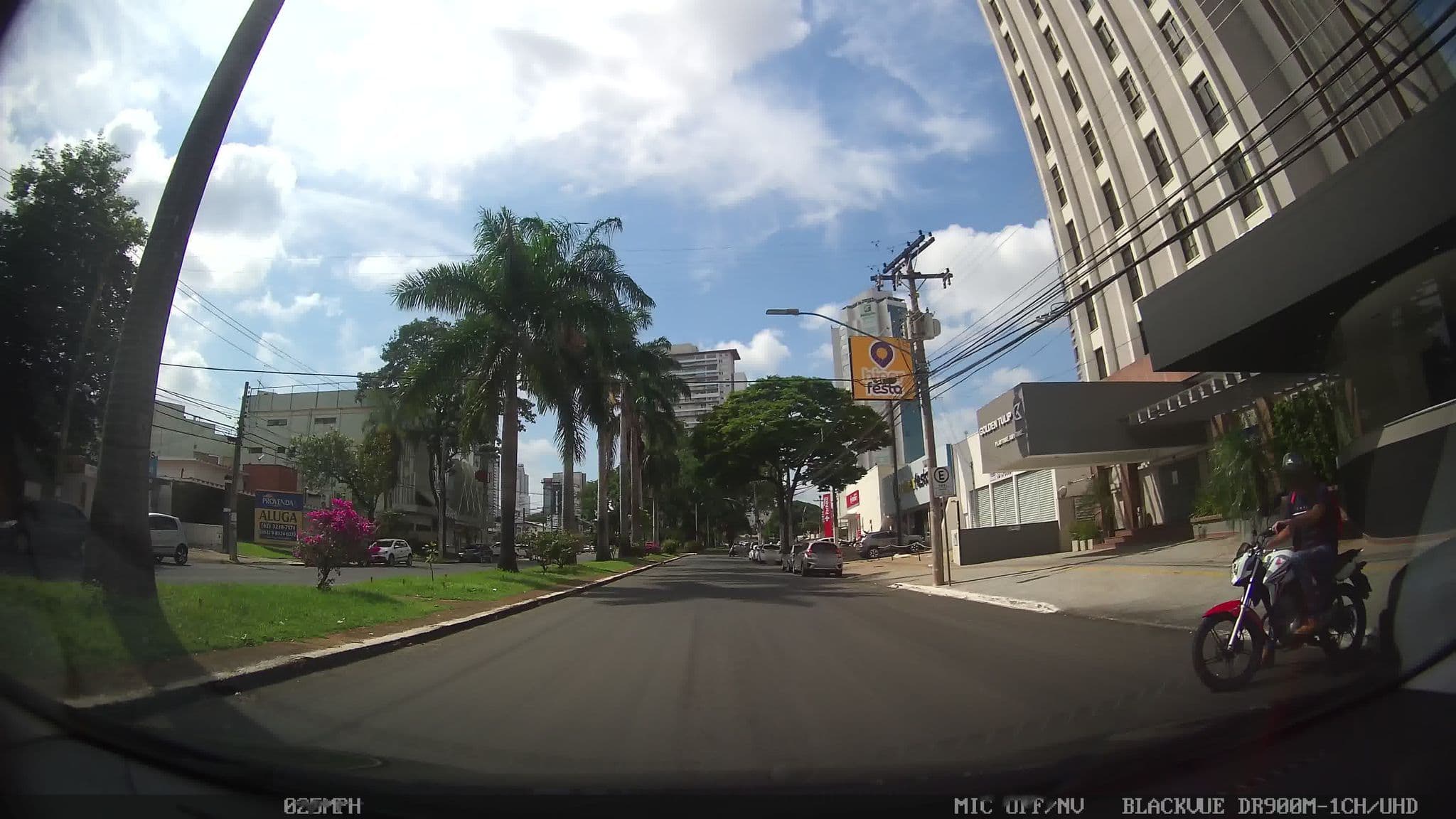 Street view near Apartamento 1401, Goiânia — © kaart_4 (CC BY-SA · Mapillary)