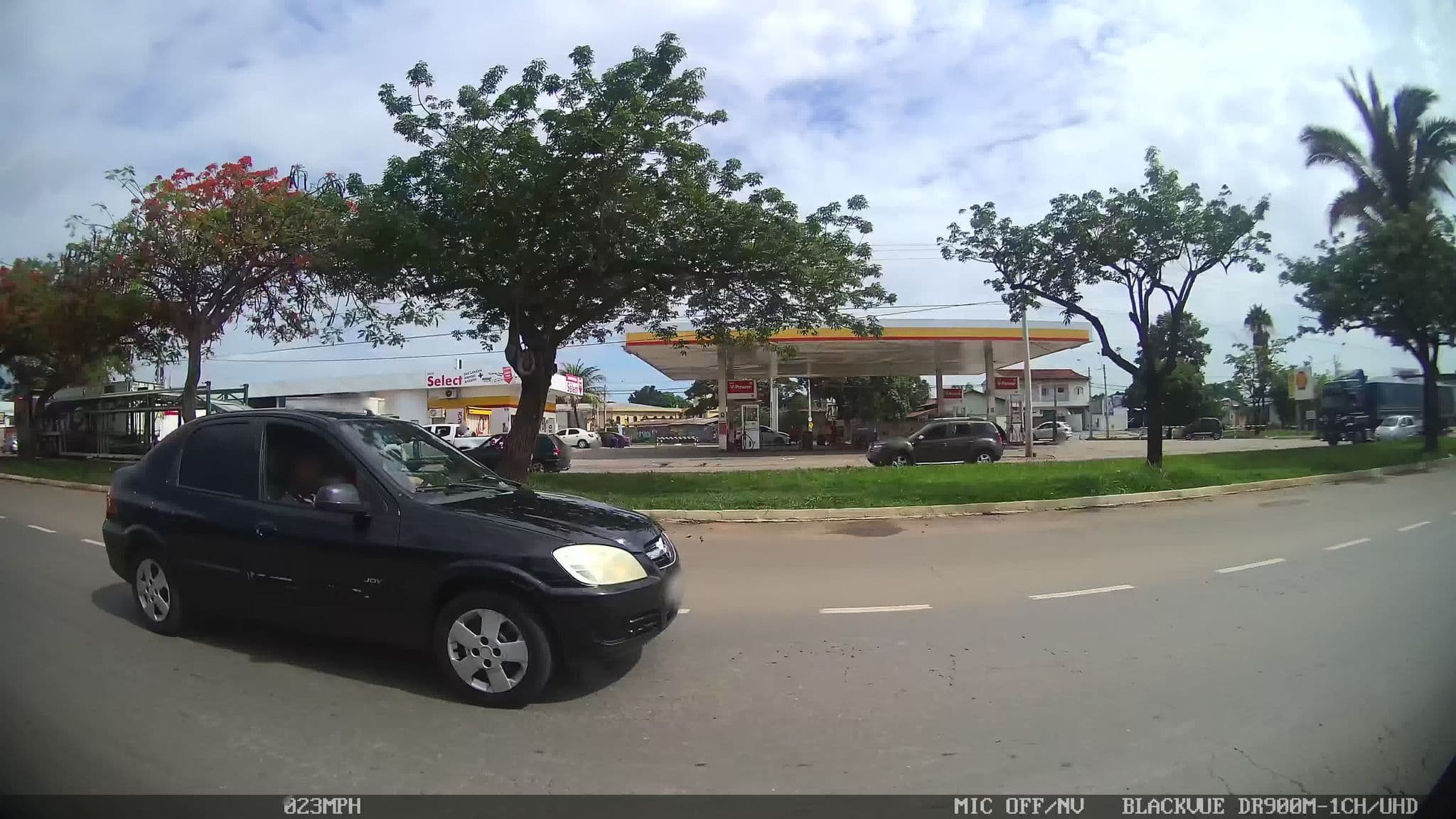Street view near Pousada Sta Luzia Aeroporto, Goiânia — © kaart_4 (CC BY-SA · Mapillary)
