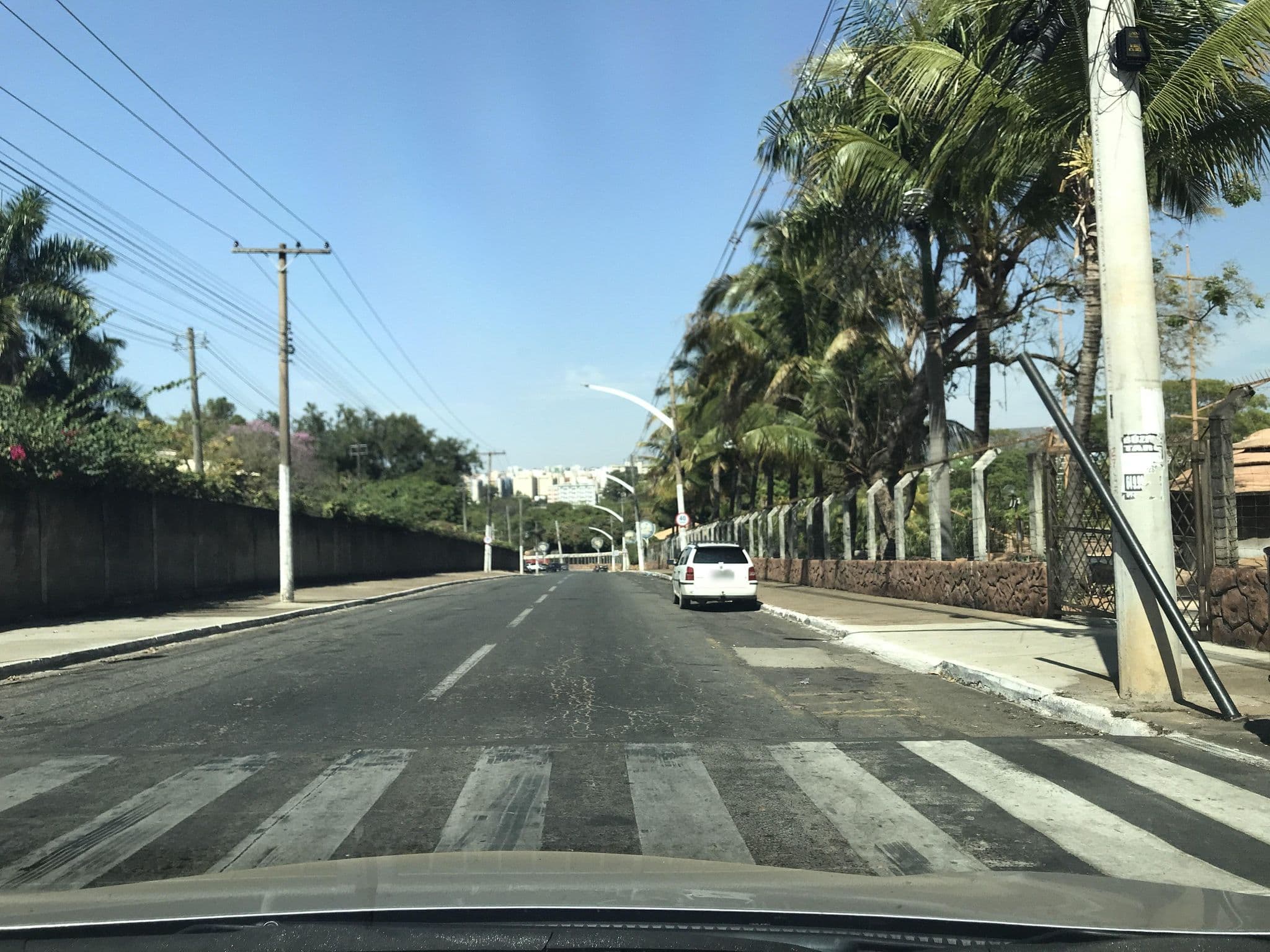 Street view near diRoma Resorts, Caldas Novas — © wesleygmartins (CC BY-SA · Mapillary)