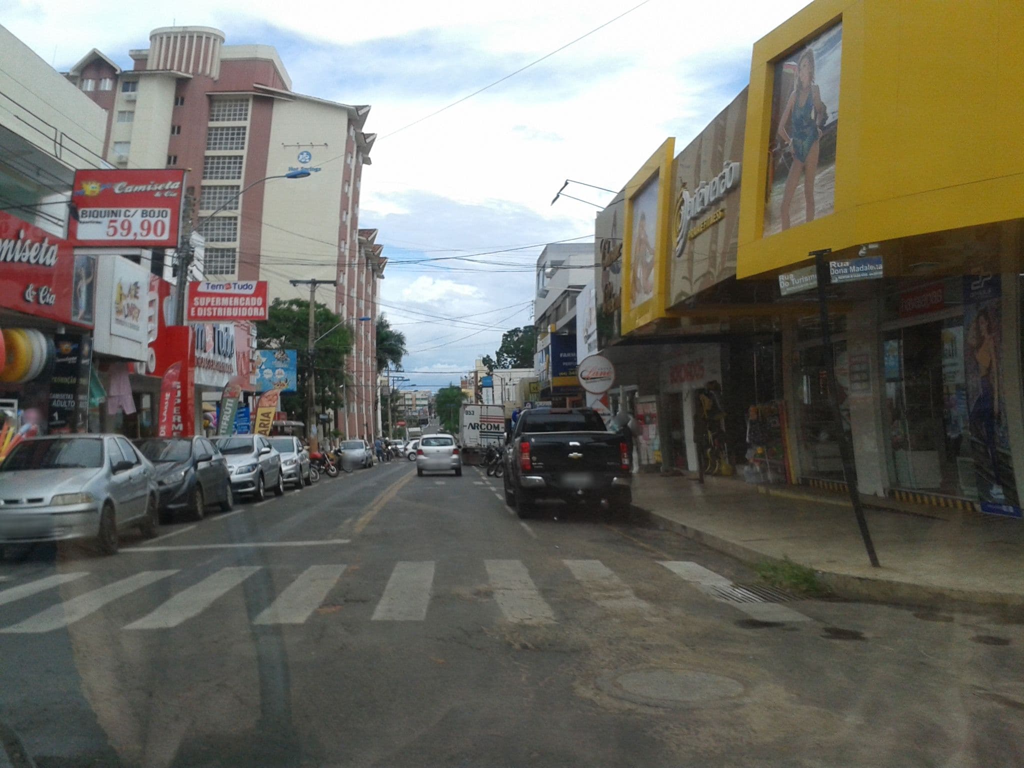 Street view near Flats Golden Dolphin - Viaje Caldas, Caldas Novas — © marcos_medeiros (CC BY-SA · Mapillary)