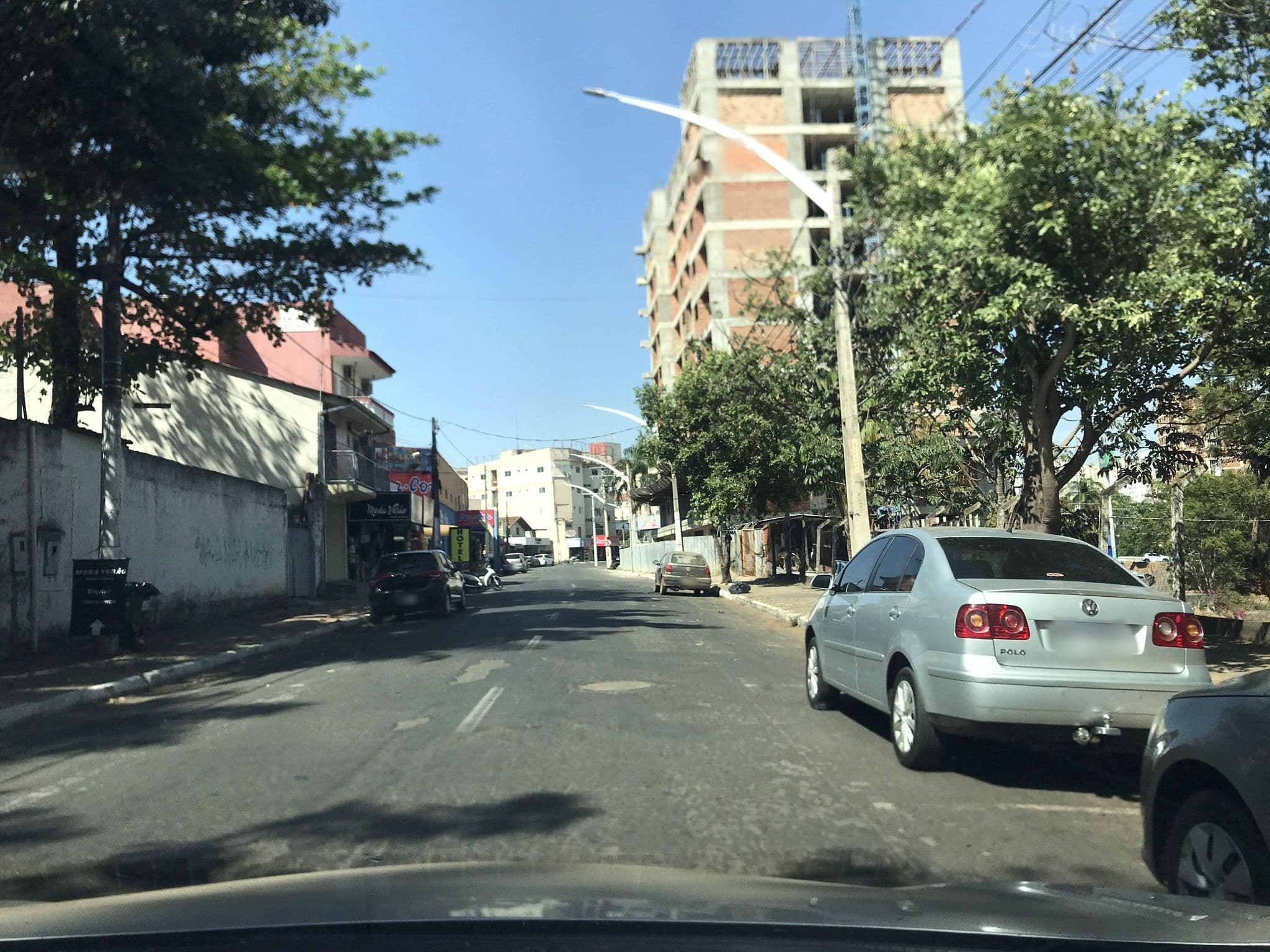 Street view near Pousada Cariama, Caldas Novas — © wesleygmartins (CC BY-SA · Mapillary)
