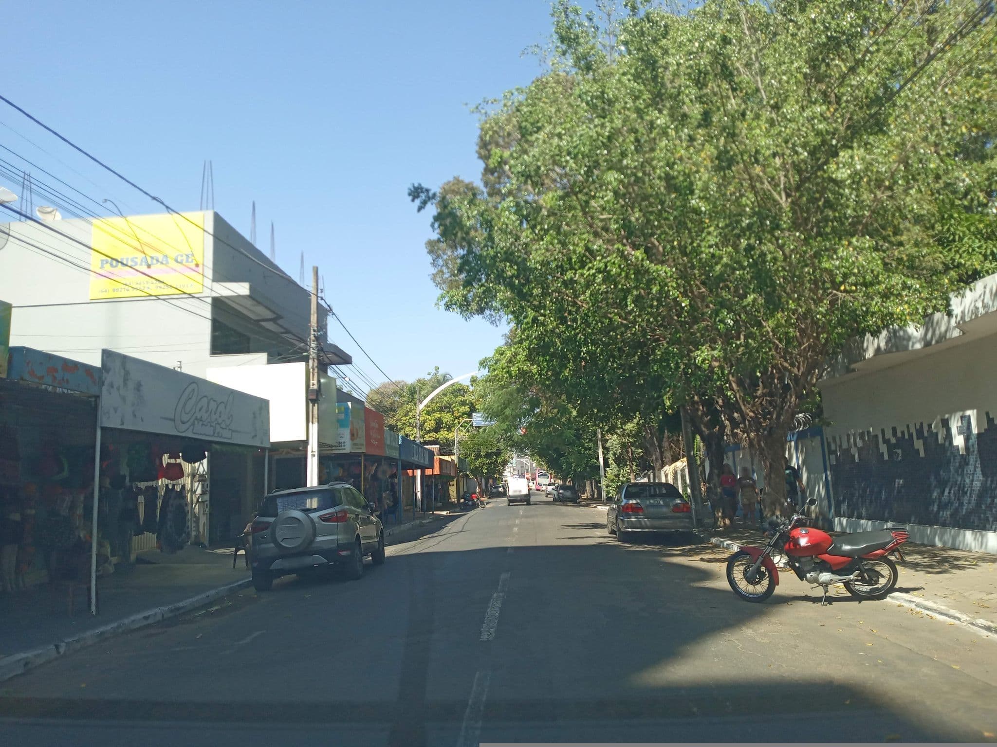 Street view near Acqua Ville, Caldas Novas — © marcos_medeiros (CC BY-SA · Mapillary)