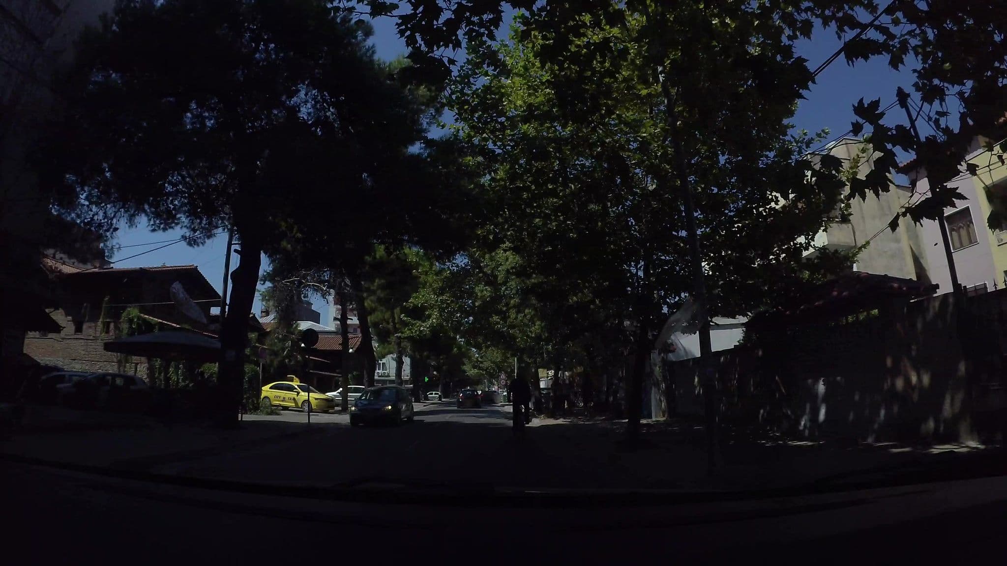 Street view near Hotel Ferrari, Tirana