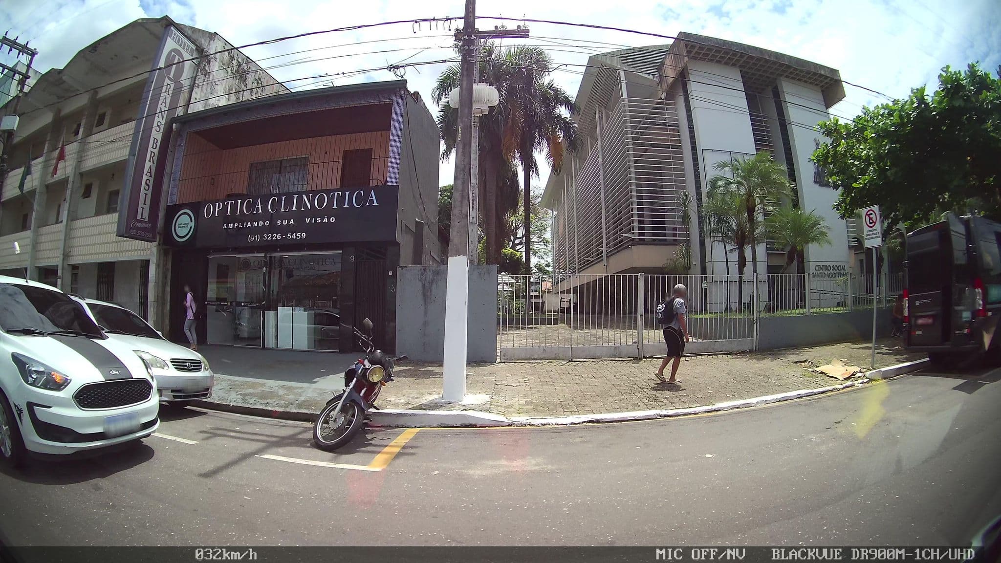 Street view near Hotel Trans-Brasil, Belém — © kaart_2 (CC BY-SA · Mapillary)