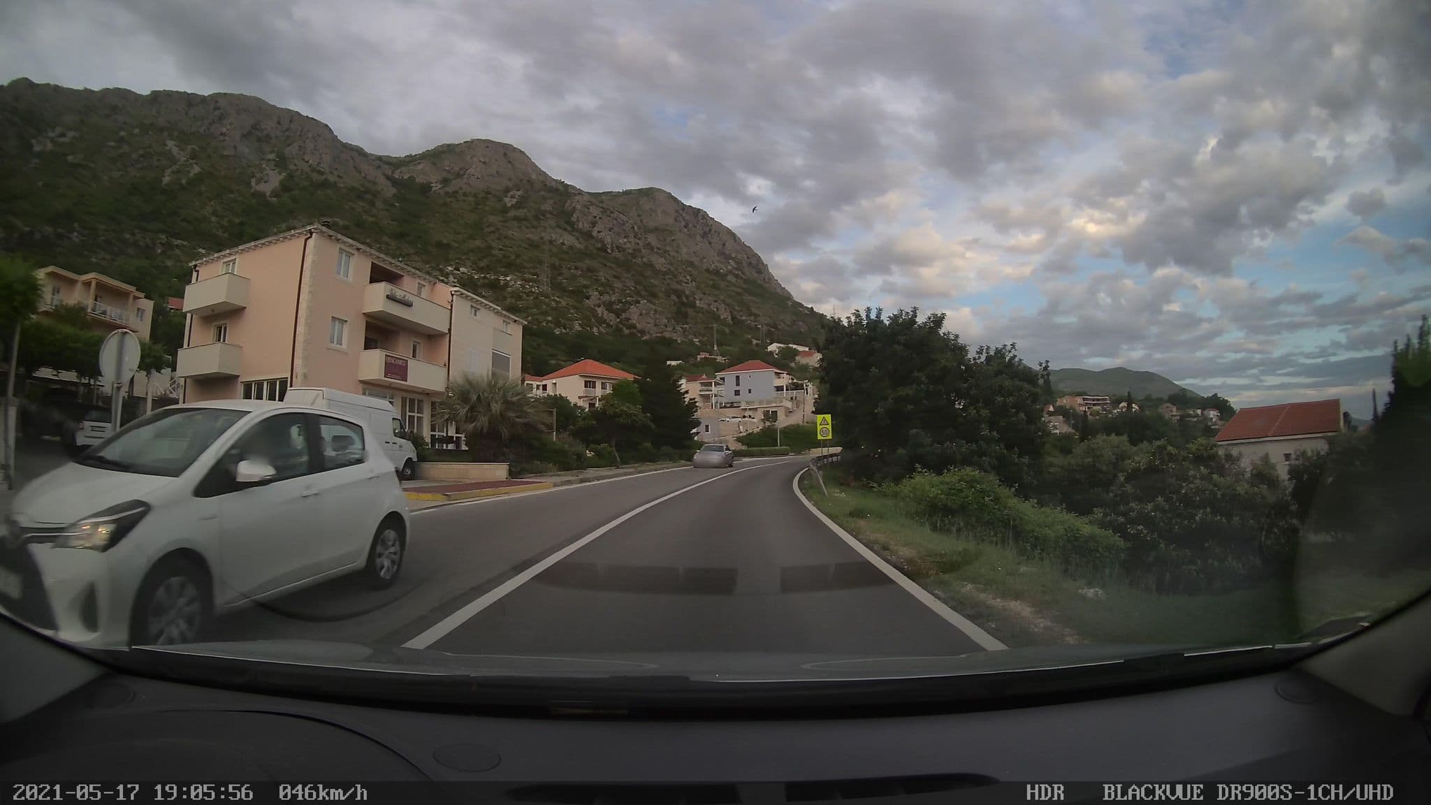 Street view near Villa Molina, Čibača — © brackone (CC BY-SA · Mapillary)
