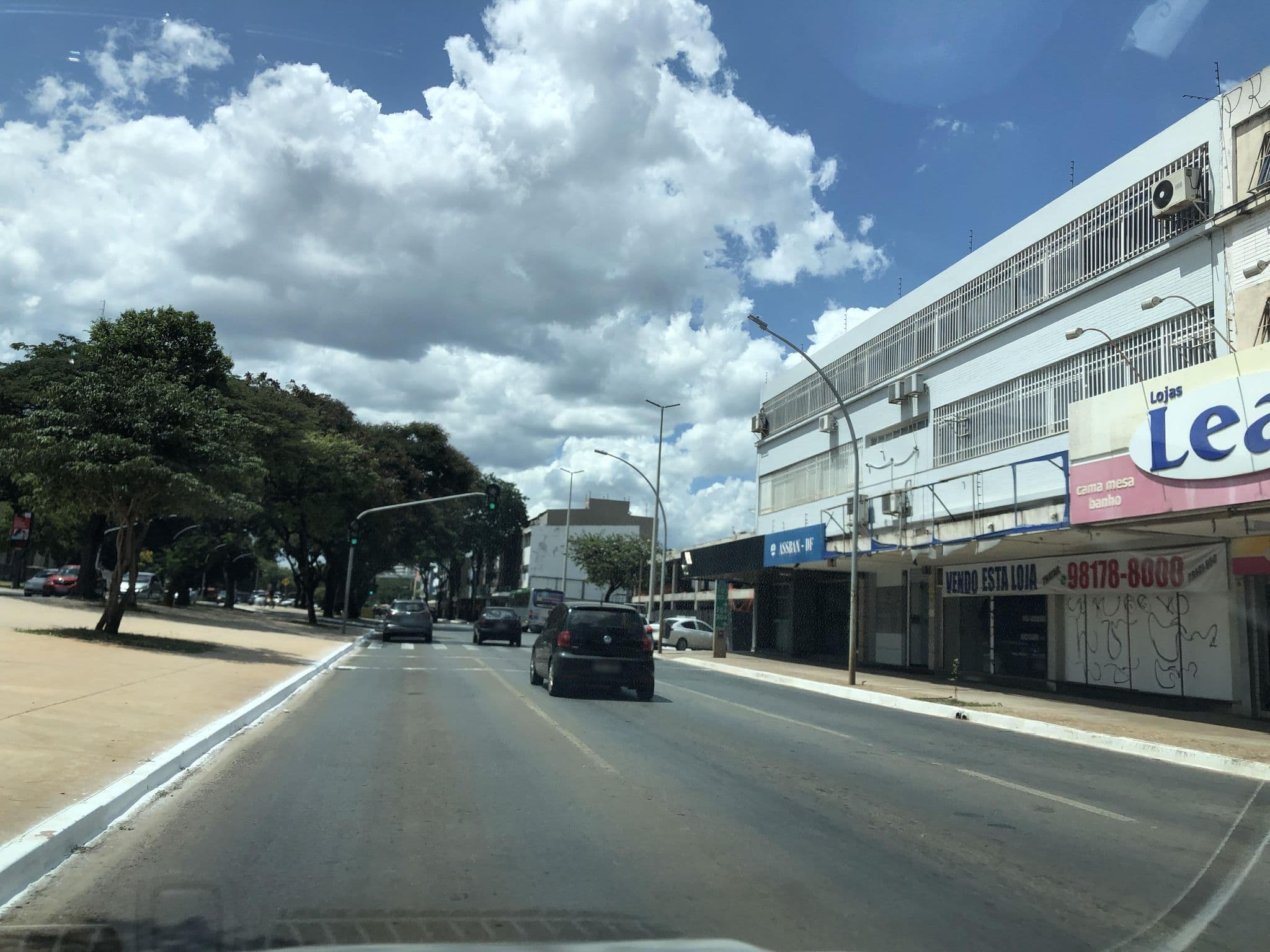 Street view near Pousada da Nilza, Plano Piloto — © alantiagofelipe (CC BY-SA · Mapillary)