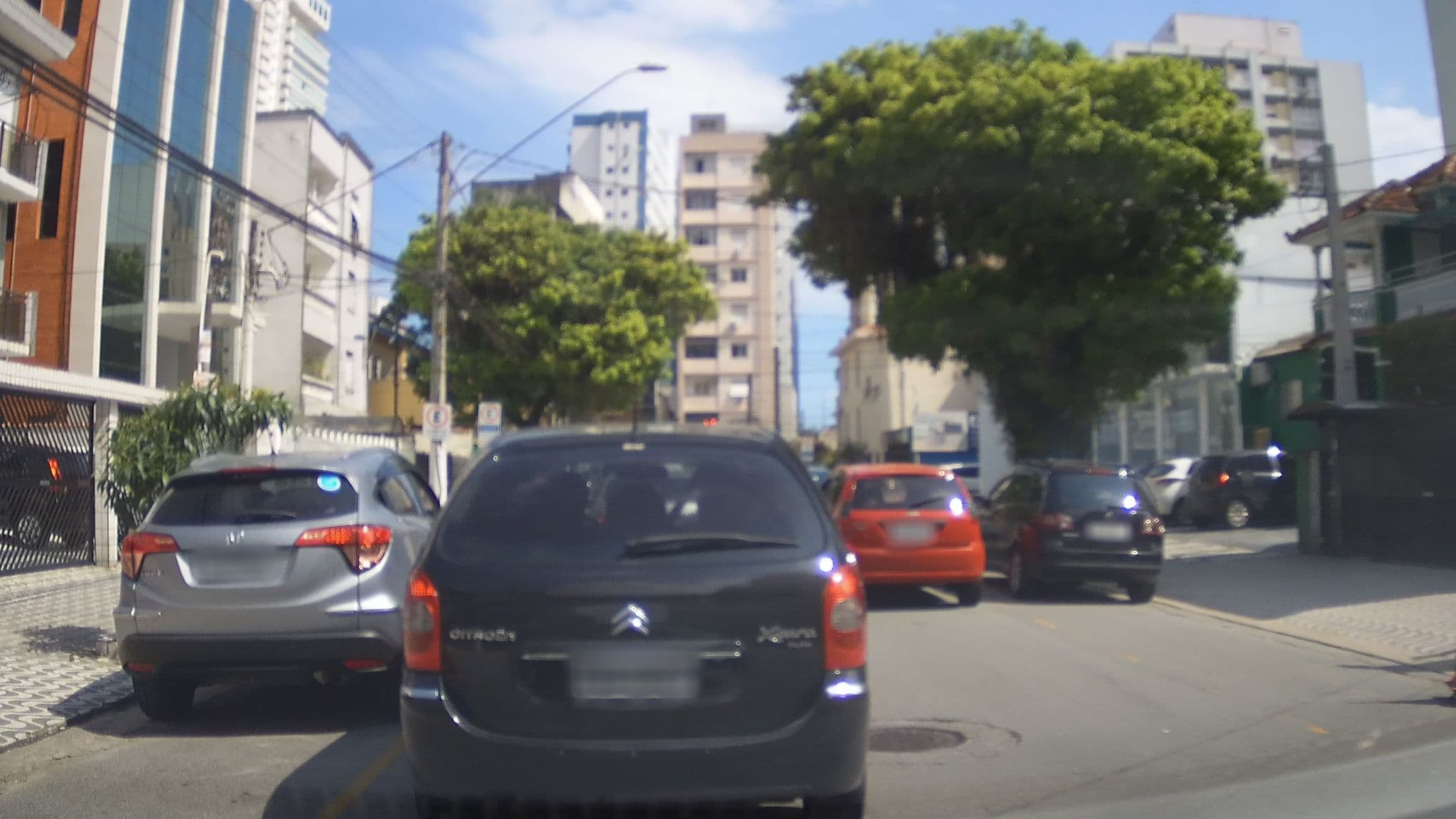 Street view near Pousada ALOHA, Santos — © marciosampaio (CC BY-SA · Mapillary)