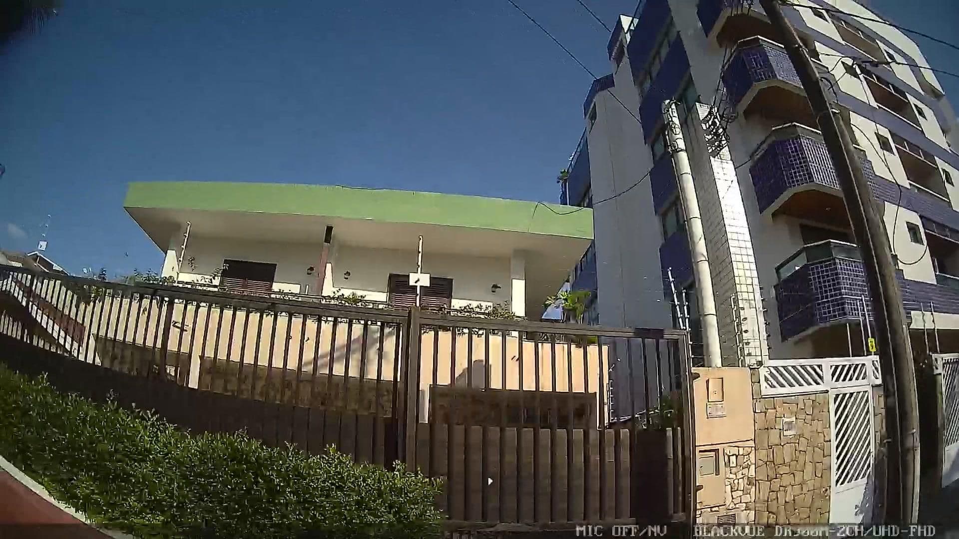 Street view near Hotel Rosa Da Ilha, Guarujá — © yaf1 (CC BY-SA · Mapillary)