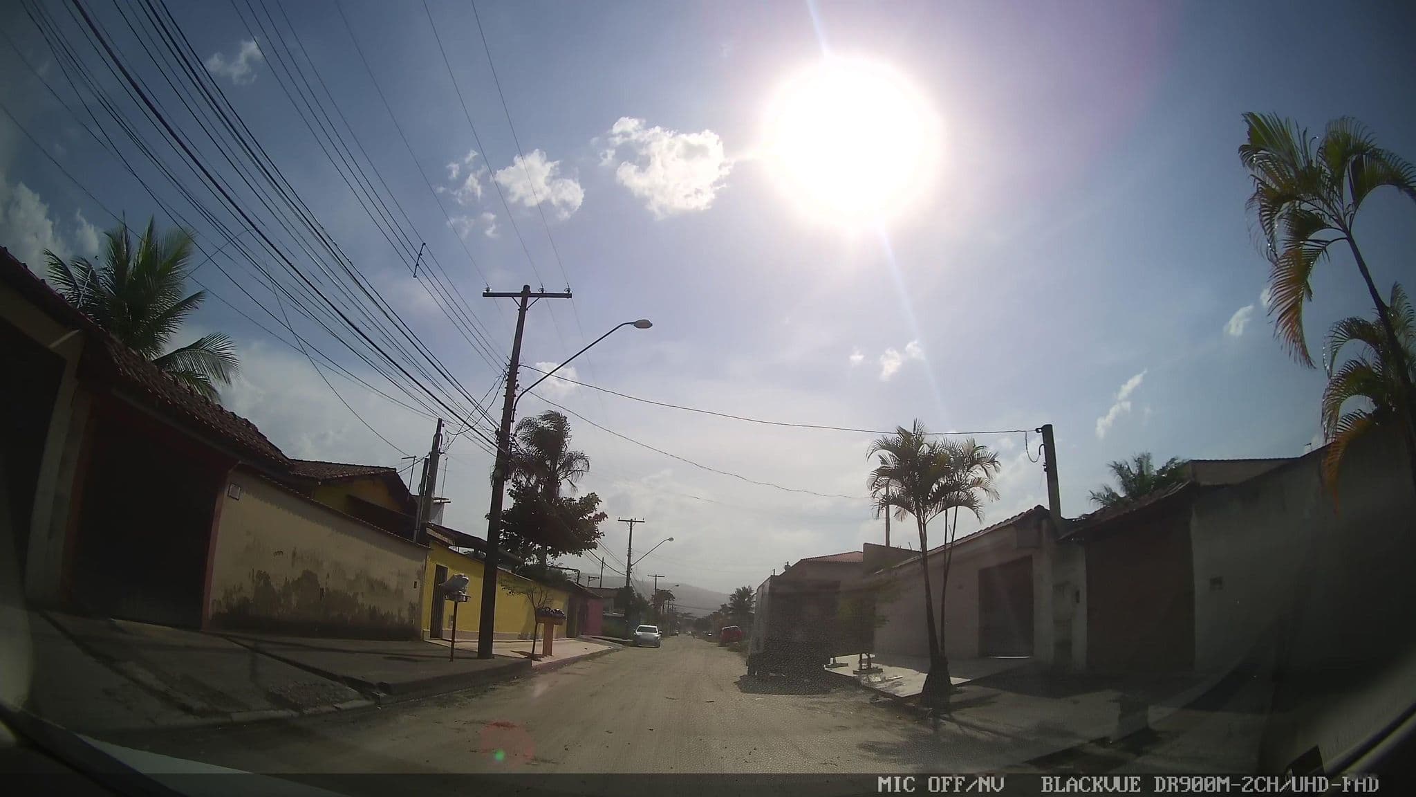 Street view near Pousada Alelo, Guarujá — © marciosampaio (CC BY-SA · Mapillary)