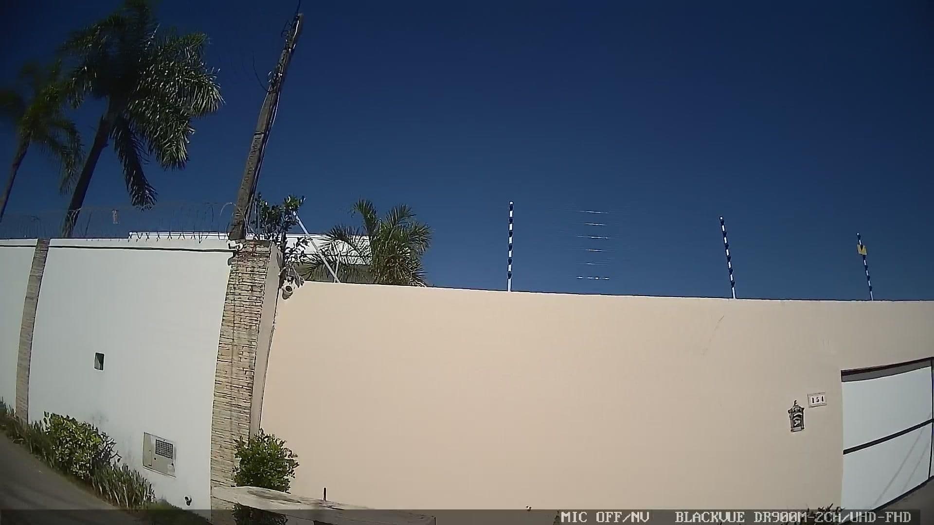 Street view near Refugio, Guarujá — © yaf1 (CC BY-SA · Mapillary)