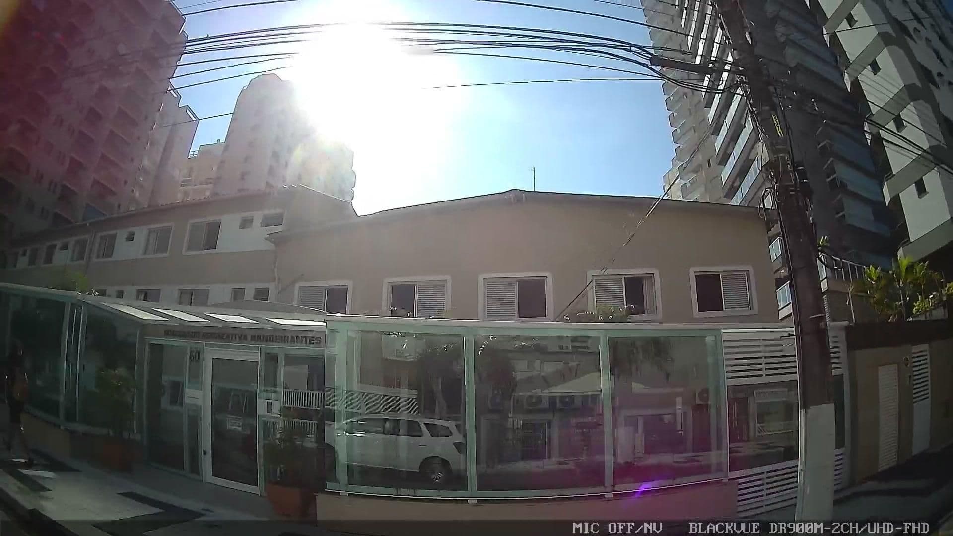 Street view near Colonia de Ferias SRB, Guarujá — © yaf1 (CC BY-SA · Mapillary)