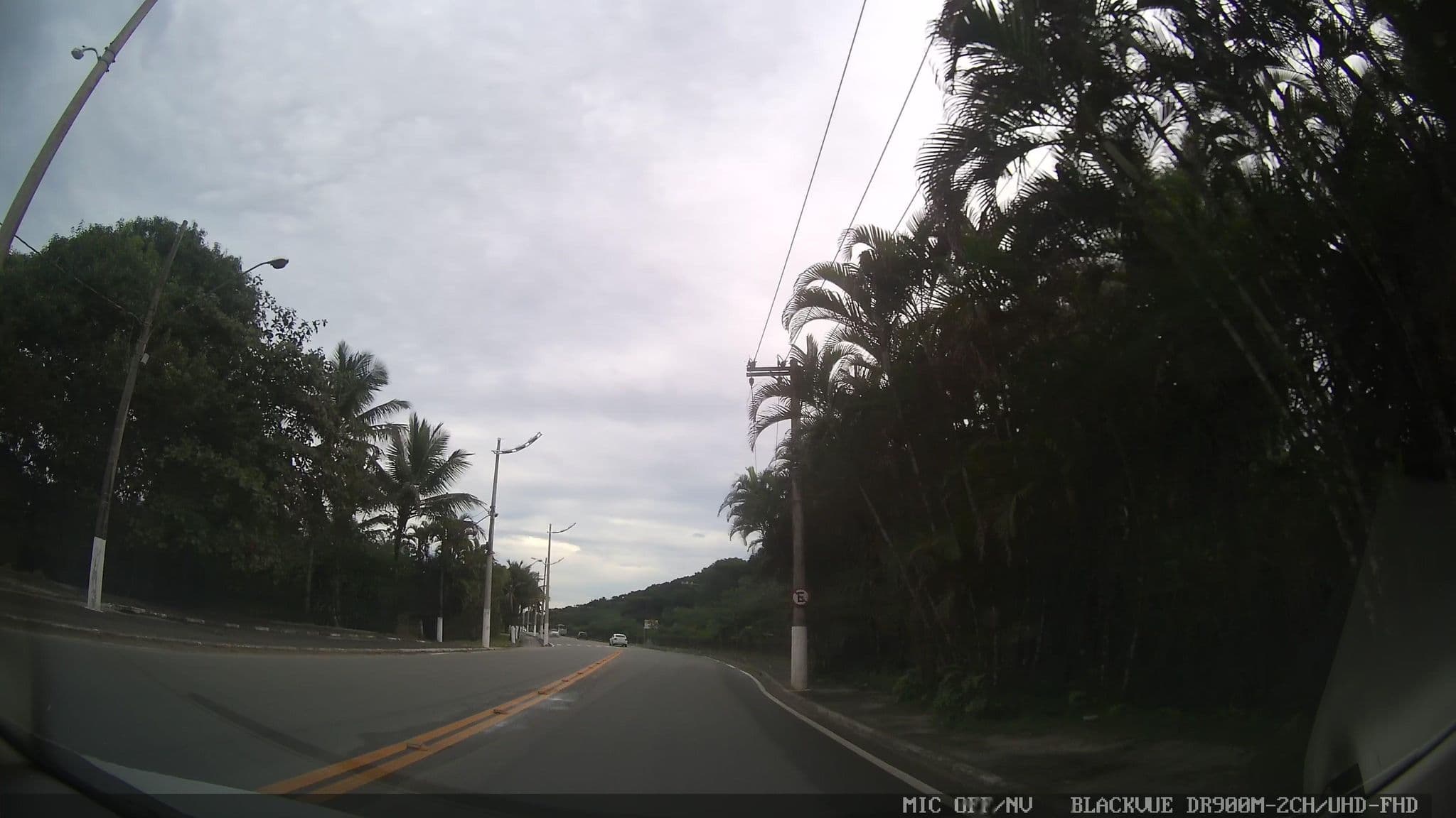 Street view near Recanto Mari, Guarujá — © yaf1 (CC BY-SA · Mapillary)
