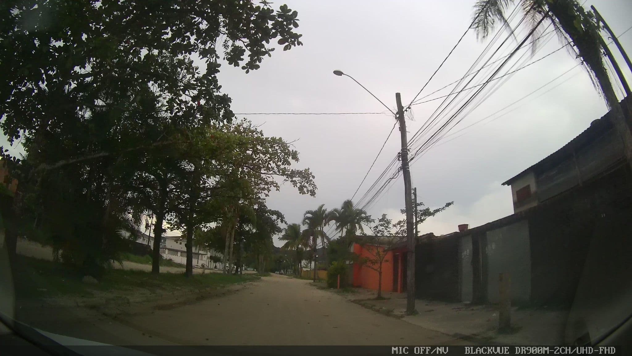 Street view near Pousada Ofélia, Guarujá — © yaf1 (CC BY-SA · Mapillary)