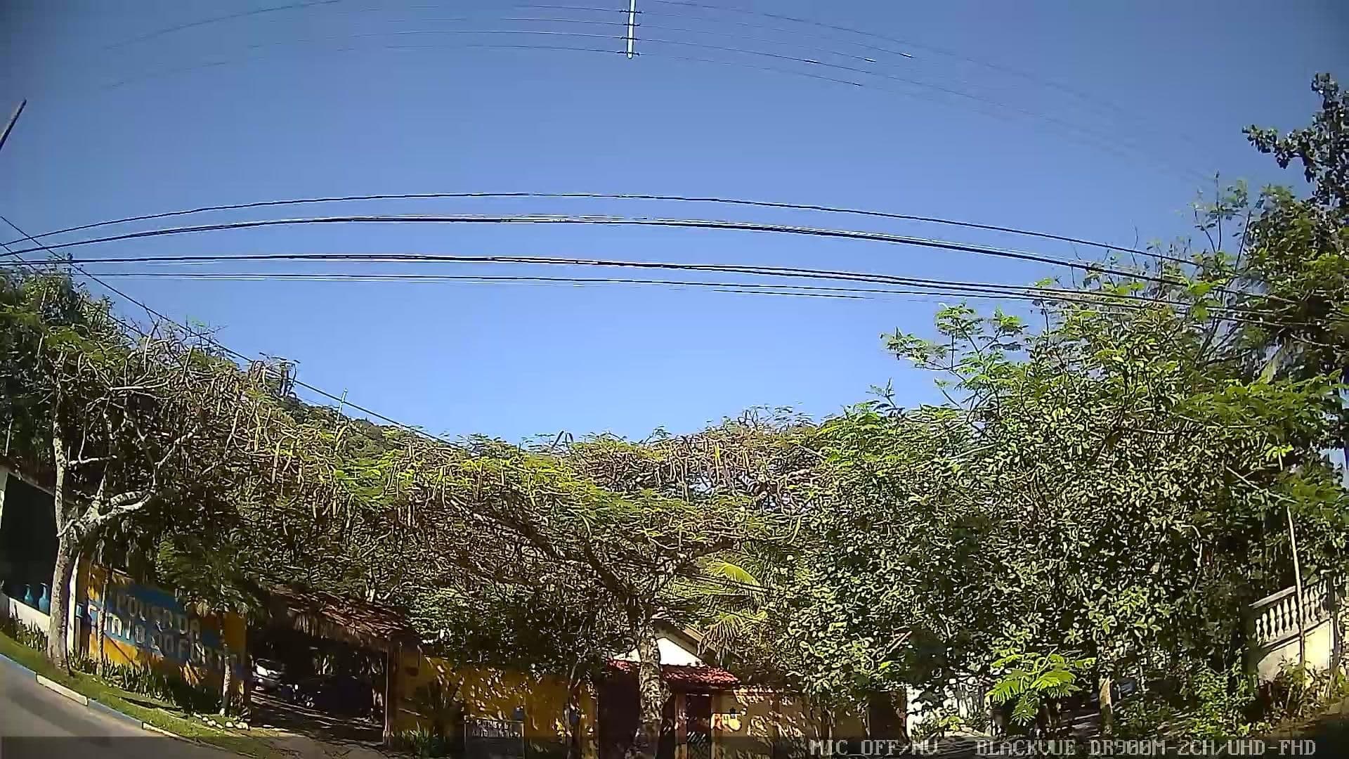 Street view near Pousada Canto do Forte, Guarujá — © yaf1 (CC BY-SA · Mapillary)