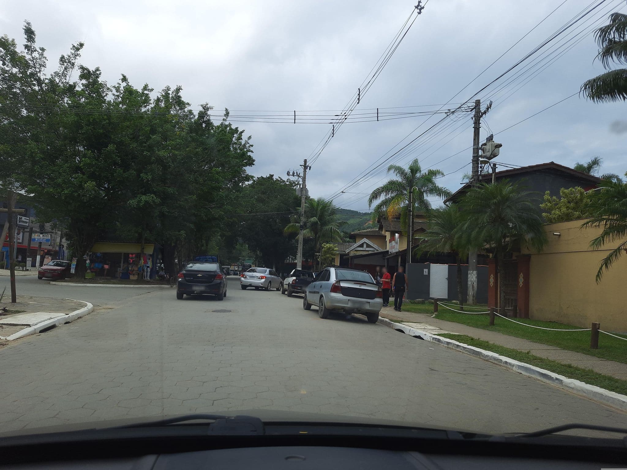 Street view near Pousada Villa Maritima, Salesópolis — © alemenezes (CC BY-SA · Mapillary)