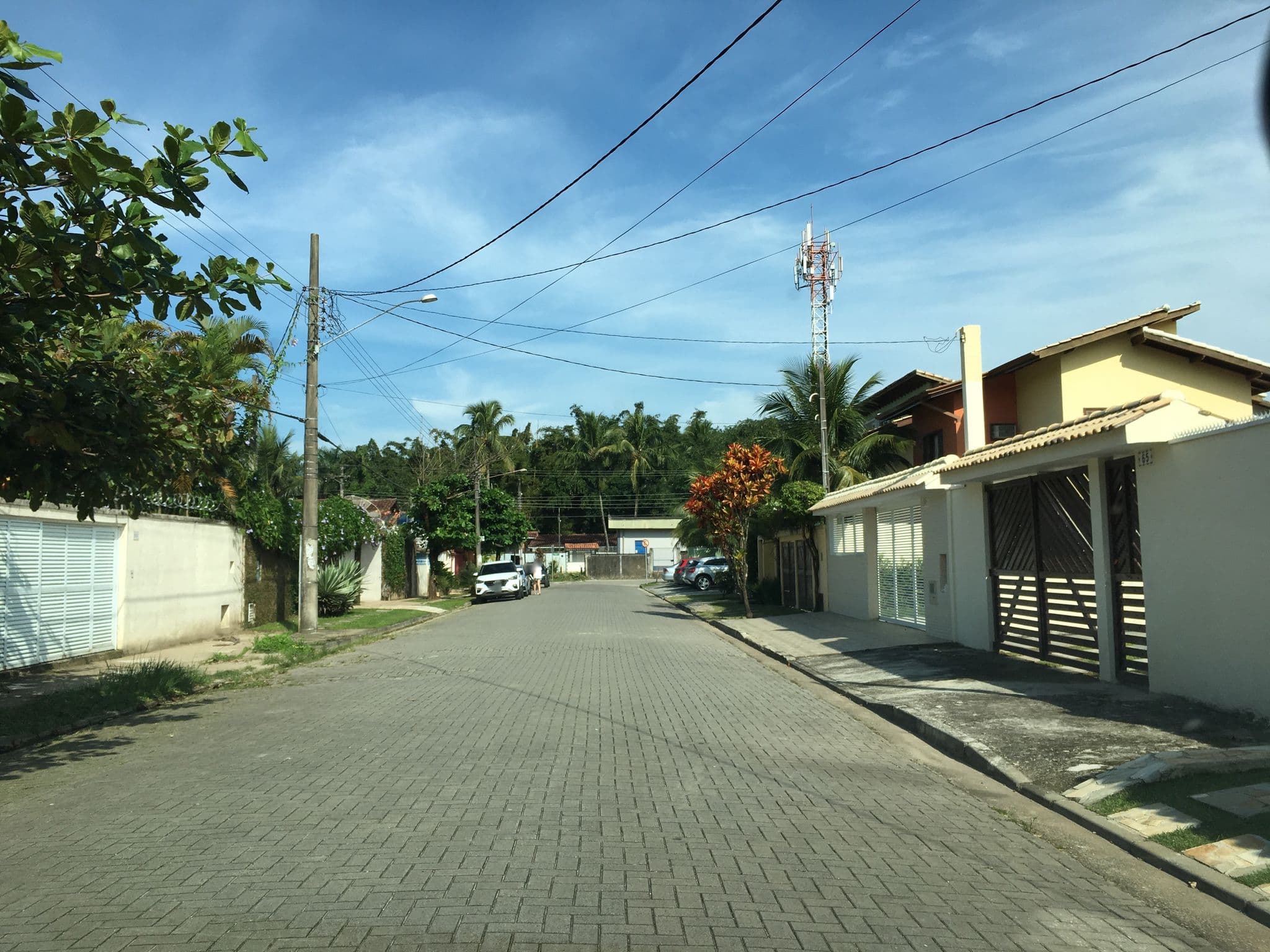 Street view near Quarto 1 - sao sebastiao - pousada mata atlantica, Salesópolis — © jglacerda (CC BY-SA · Mapillary)
