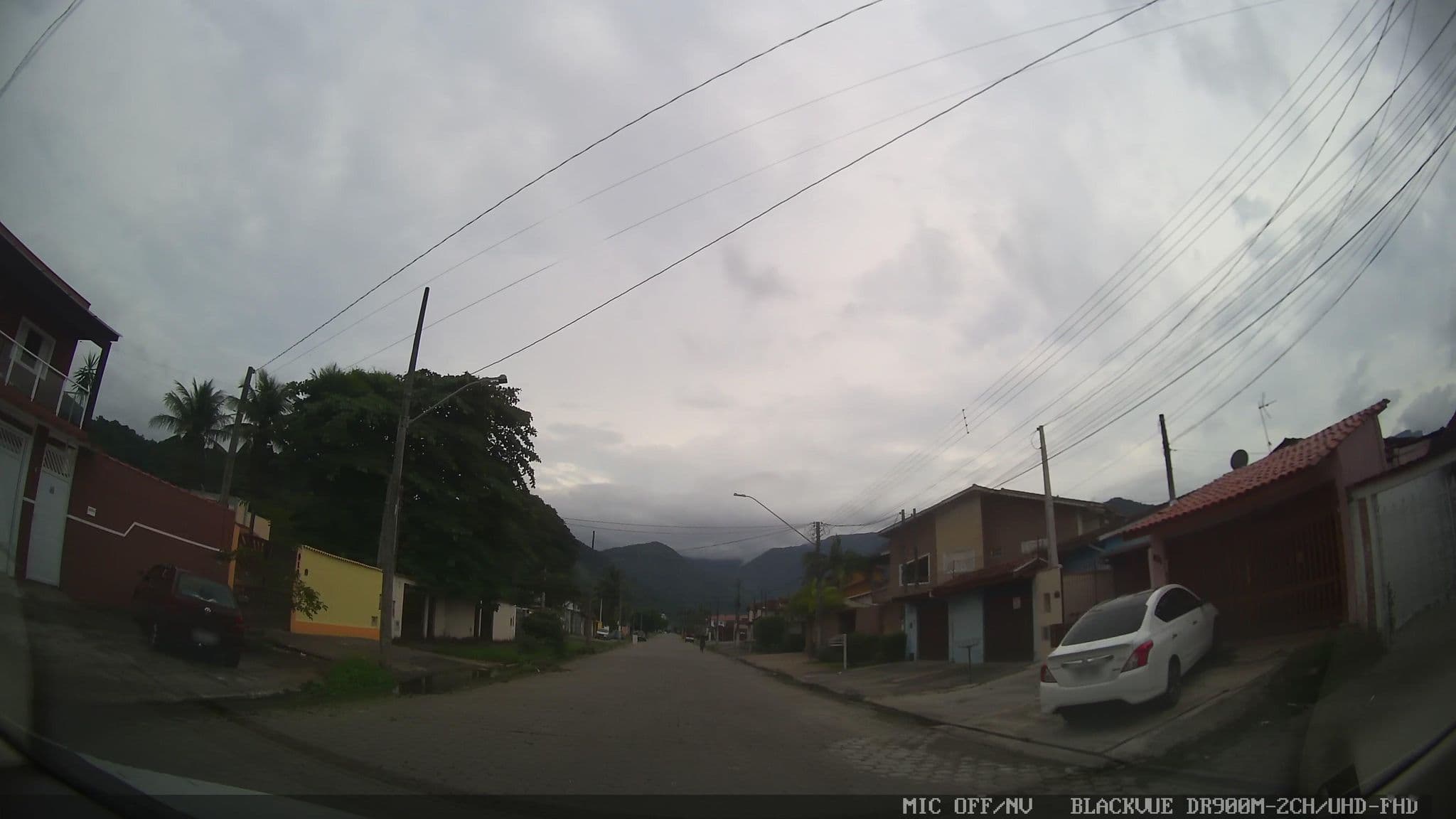 Street view near Colônia ASCETESB, Caraguatatuba — © marciosampaio (CC BY-SA · Mapillary)