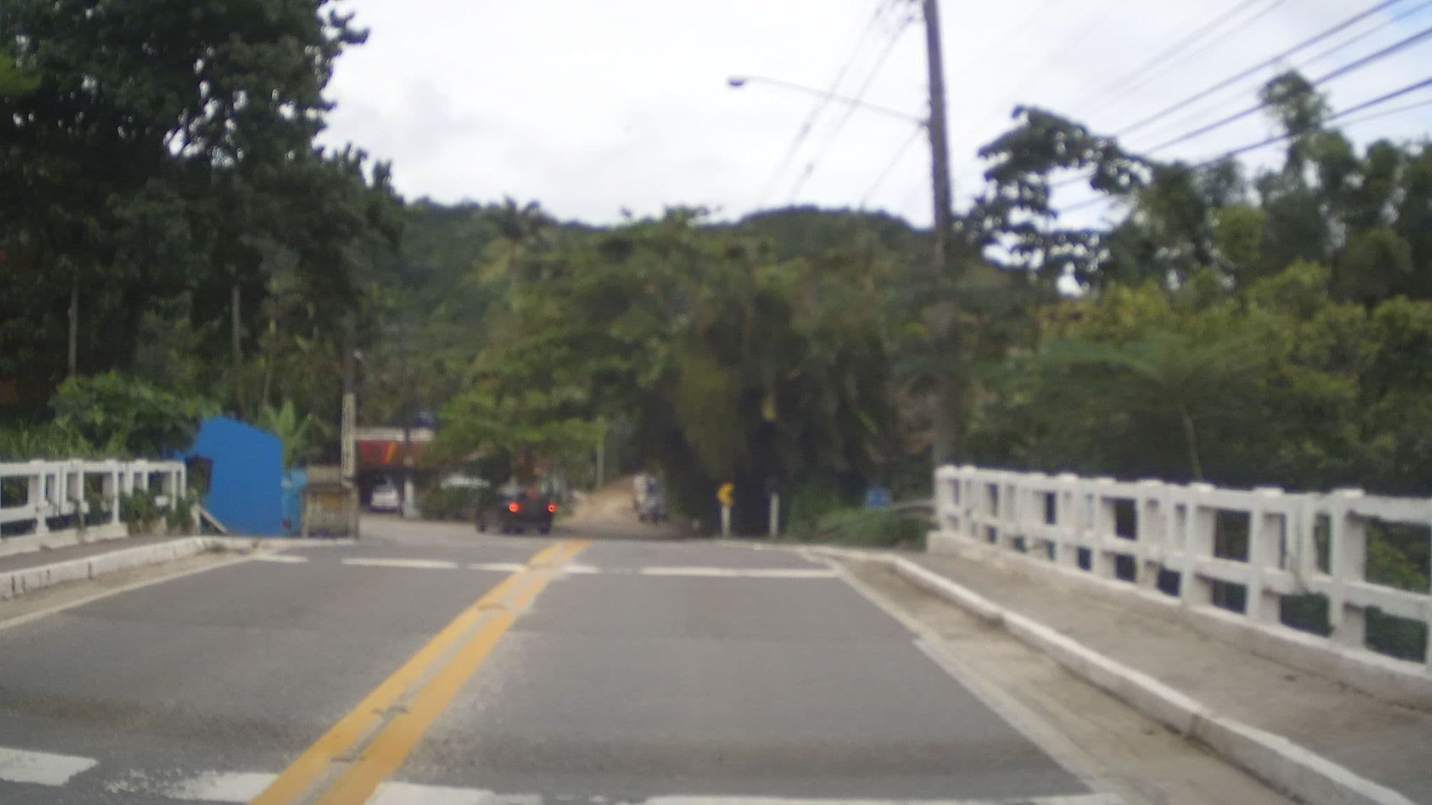 Street view near Casa da Ponte, Ilhabela — © marciosampaio (CC BY-SA · Mapillary)