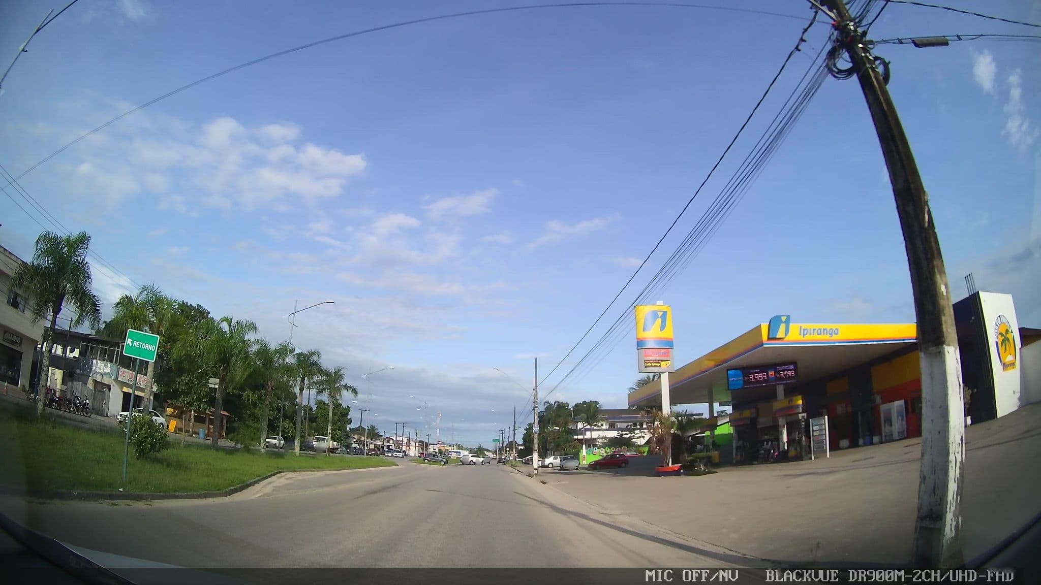 Street view near Pousada Clariô, Bertioga — © marciosampaio (CC BY-SA · Mapillary)