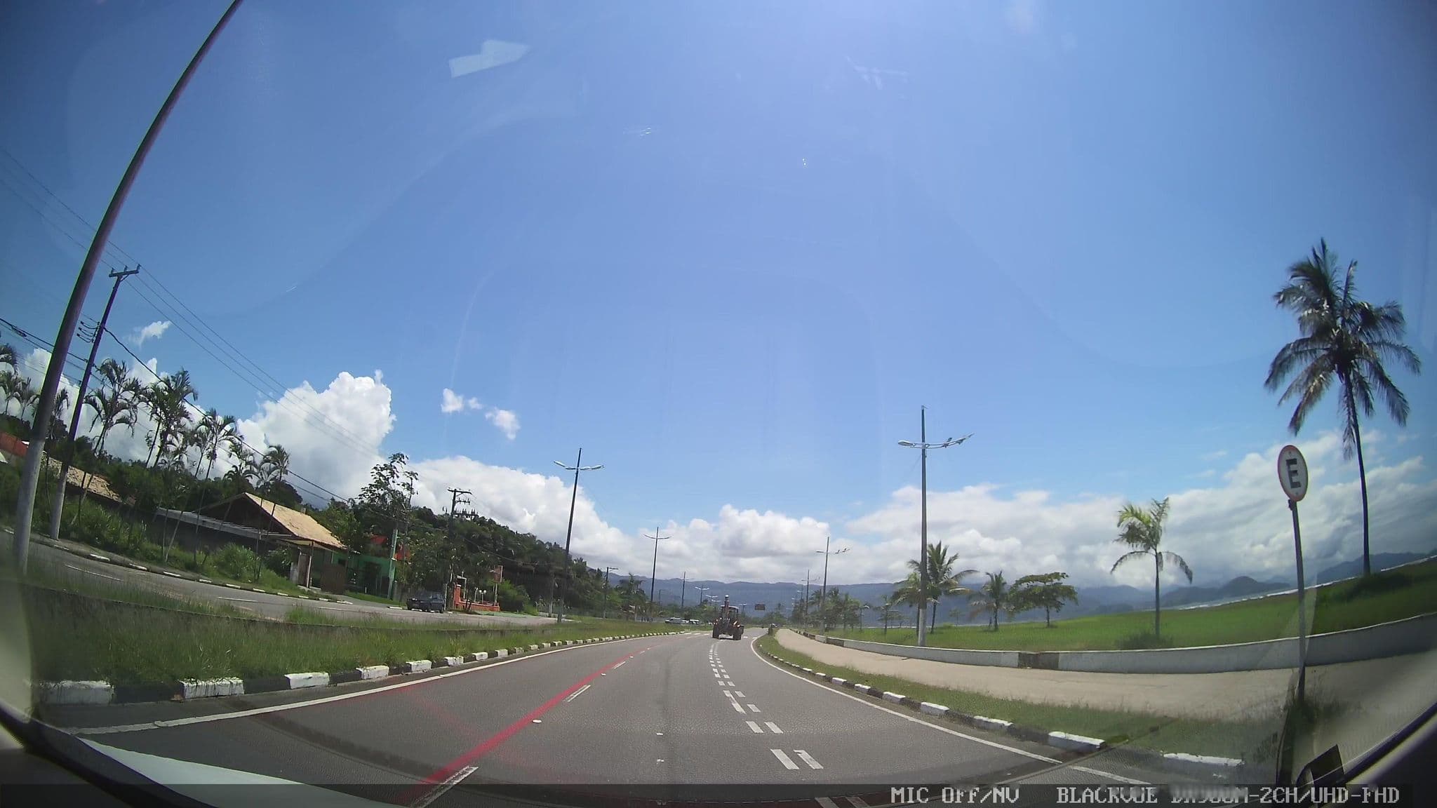 Street view near igloo, Caraguatatuba — © marciosampaio (CC BY-SA · Mapillary)