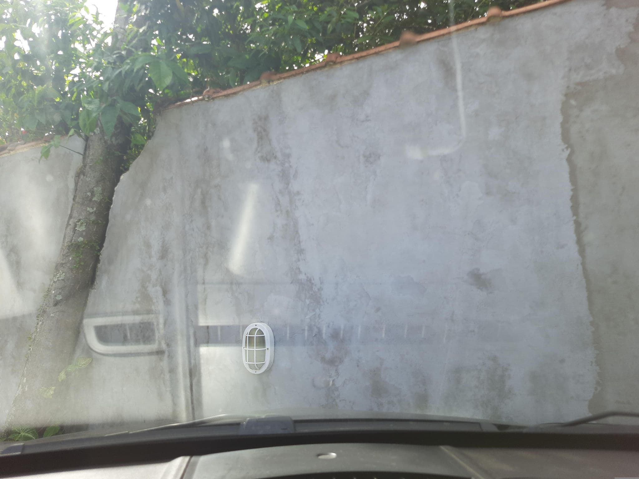 Street view near Chalés em Maresias, Ilhabela — © alemenezes (CC BY-SA · Mapillary)